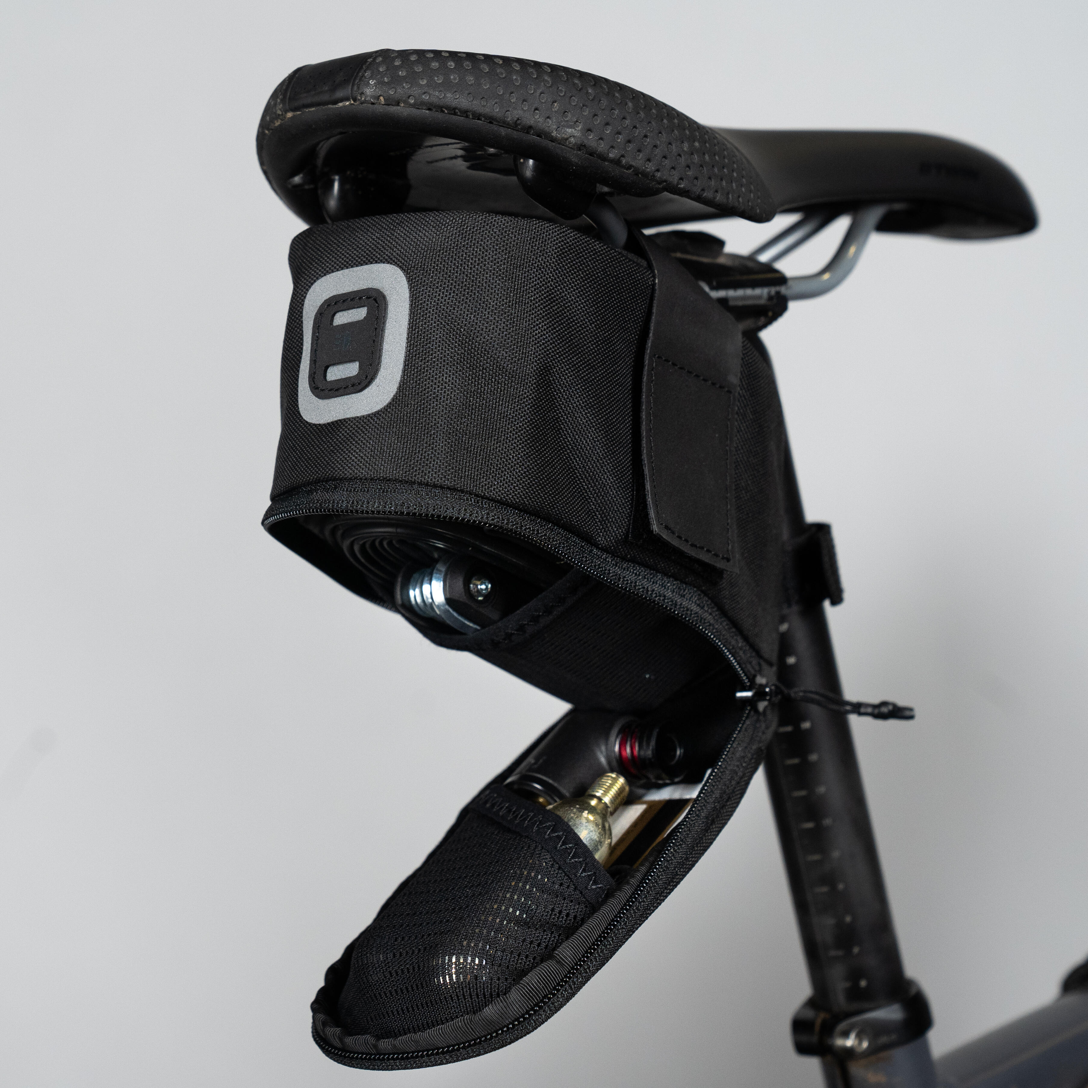 Bike Saddle Bag Easy L 1L Black