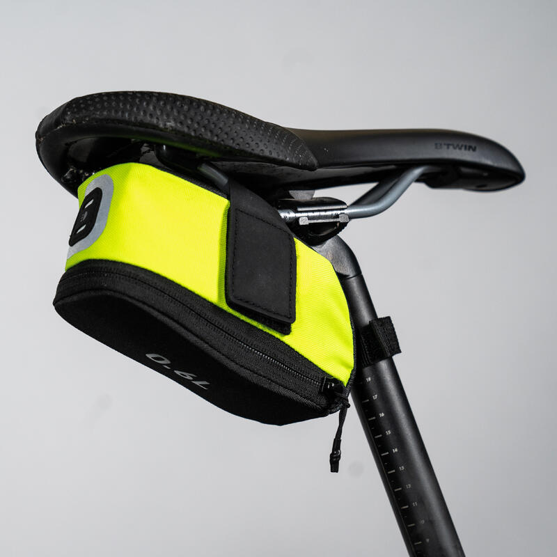 SACOCHE DE SELLE EASY M 0.6L JAUNE FLUO