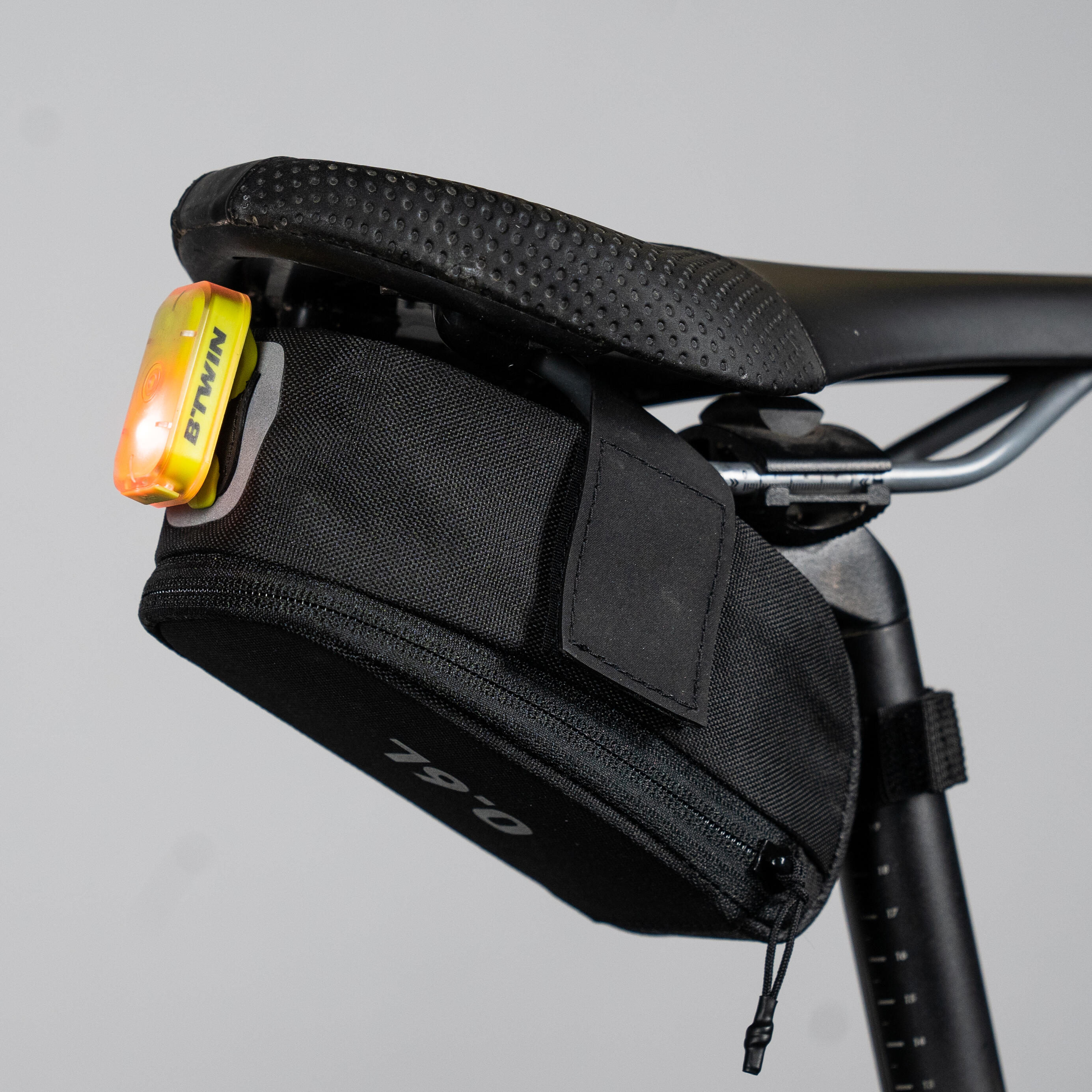 Cycling Saddle Bag Kit + Multitool + 3 Tire Lever - Easy Black - ROCKRIDER