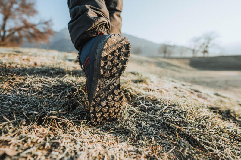 Buty turystyczne dla dzieci Quechua SH100 Warm zapinane na rzep wodoodporne