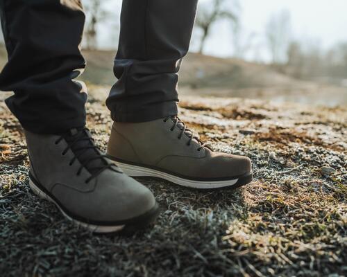 nettoyer des chaussures en cuir