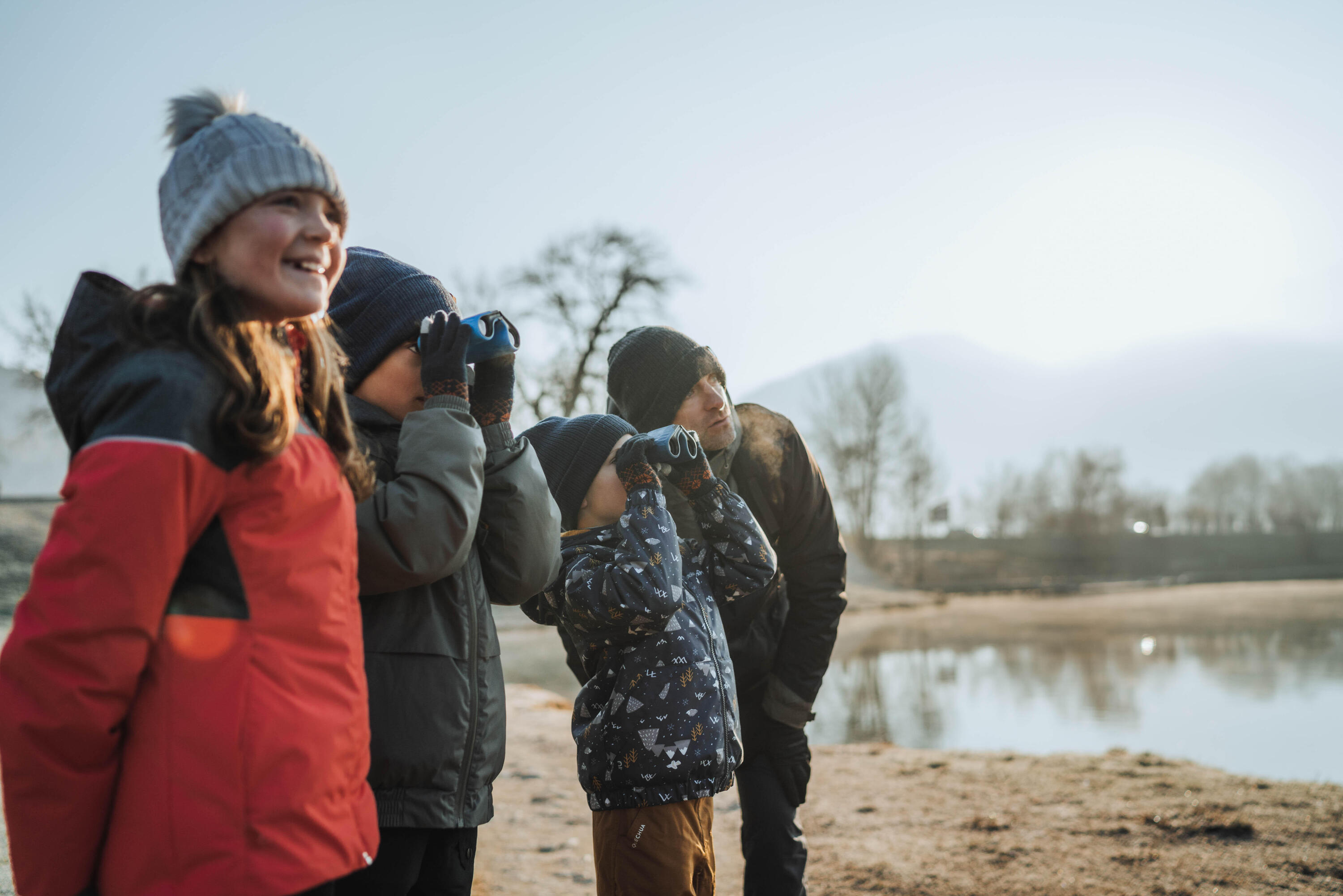 CHILDREN’S WARM AND WATERPROOF HIKING JACKET - SH100 -3°C AGE 7-15  3/7