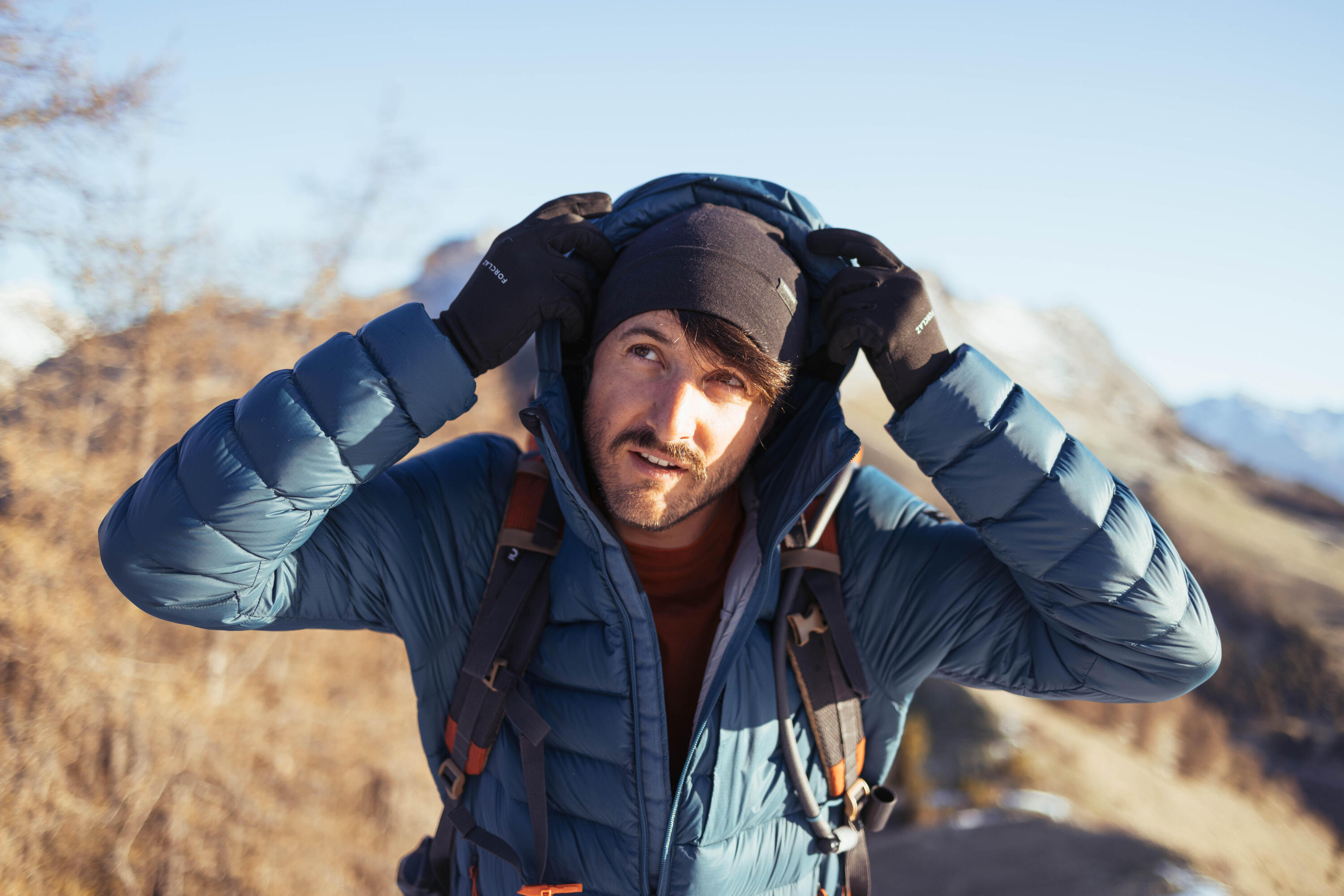 Men’s Hiking Down Jacket - MT 500 Blue 18/20