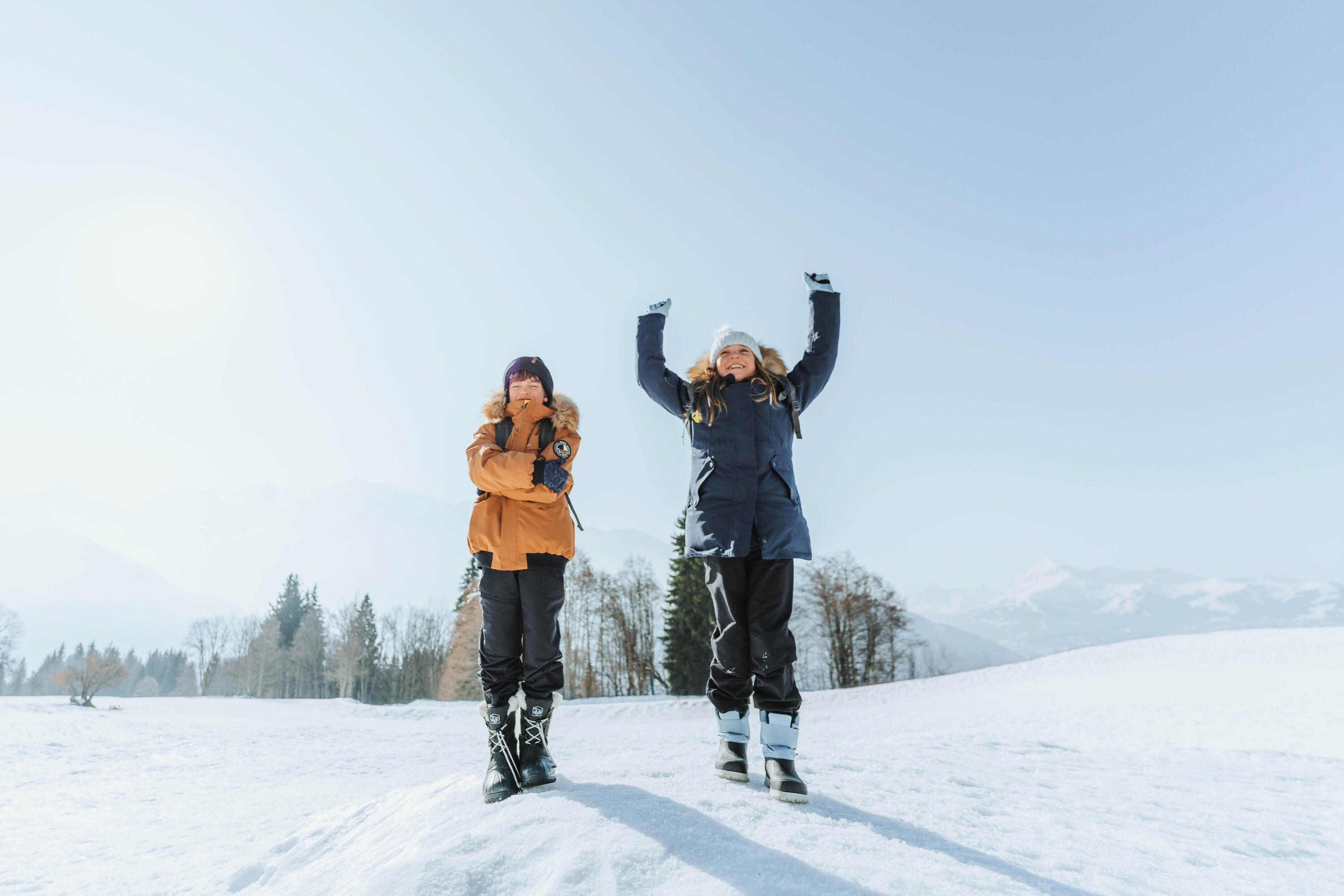 BOTTES DE NEIGE CHAUDES ET IMPERMEABLES DE RANDONNEE - SH900  - ENFANT 30 AU 38 12/15