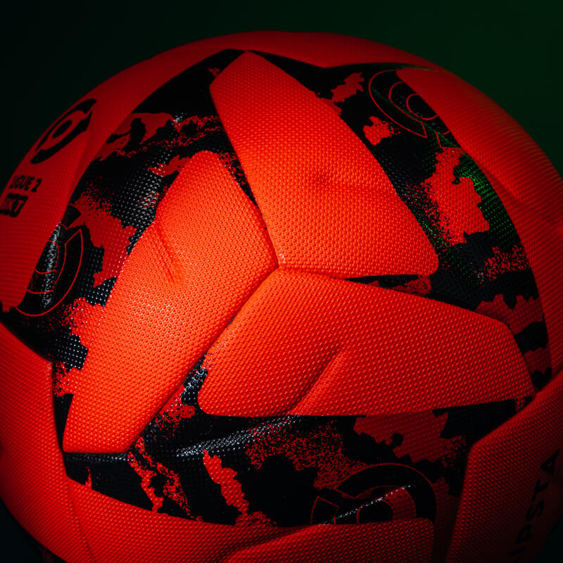 Fussball Ligue 2 BKT Offizieller Spielball Winter 2022