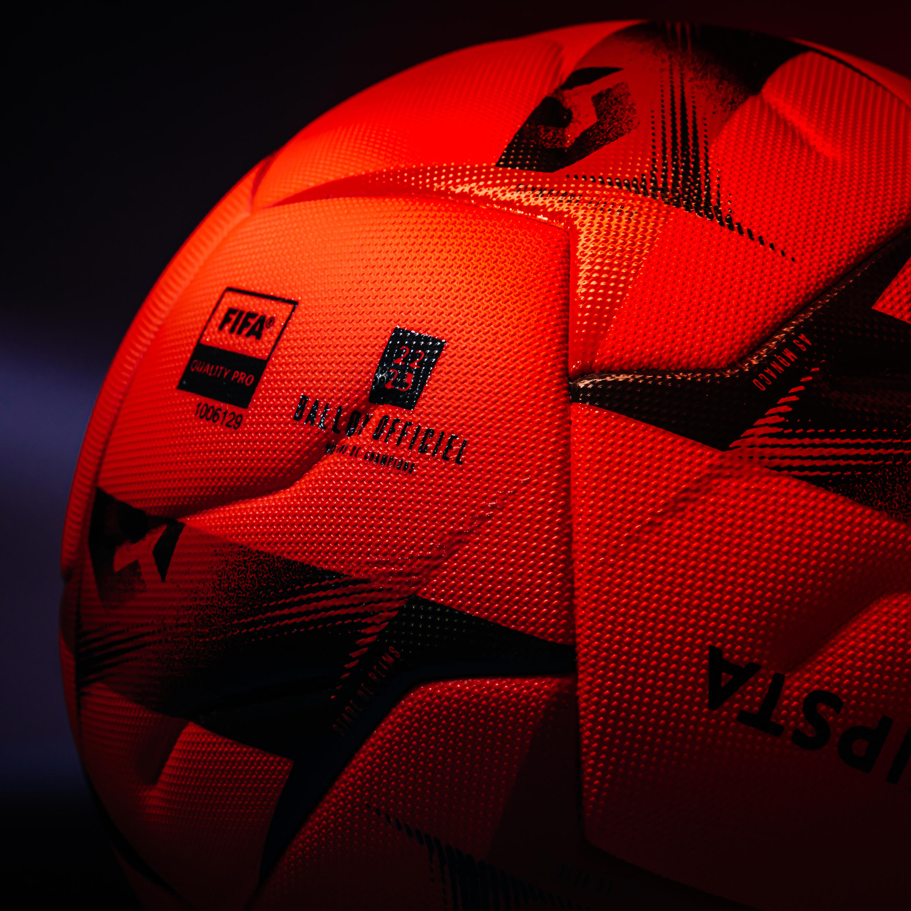 Uber Eats Ligue 1 Official Winter Match Ball 2022 9/12