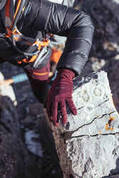 Adult mountain trekking tactile stretch gloves - MT500 burgundy