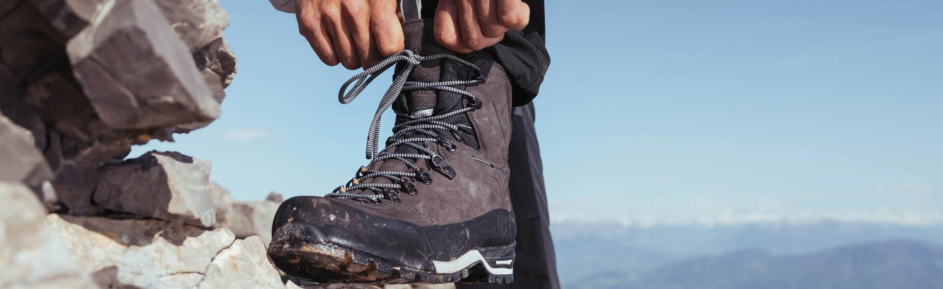 ¿Cuál es el mejor calzado para caminar en la montaña?