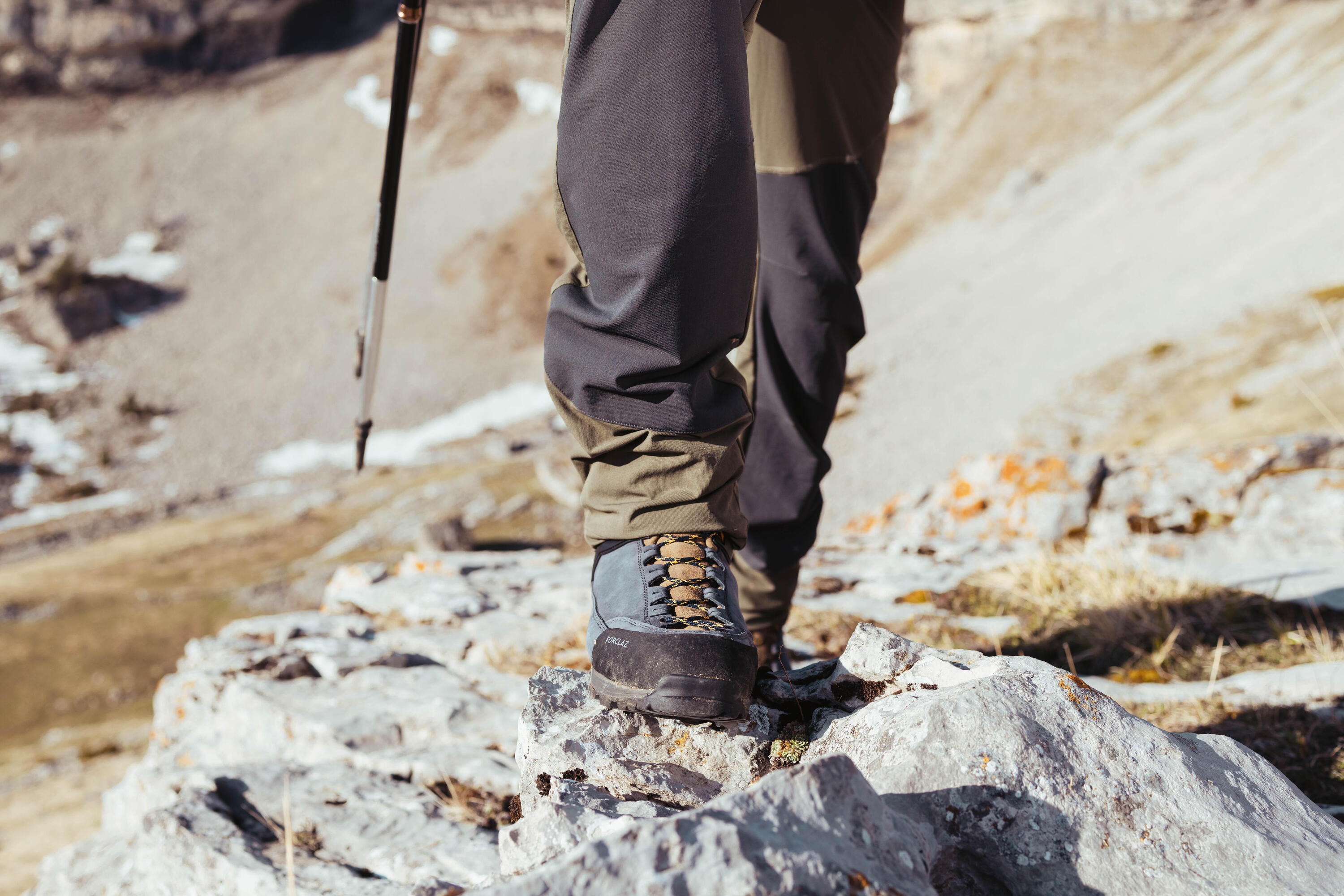 CHAUSSURES TREKKING CUIR IMPERMEABLES VIBRAM - MT500 ULTRA - HOMME HAUTE 10/14