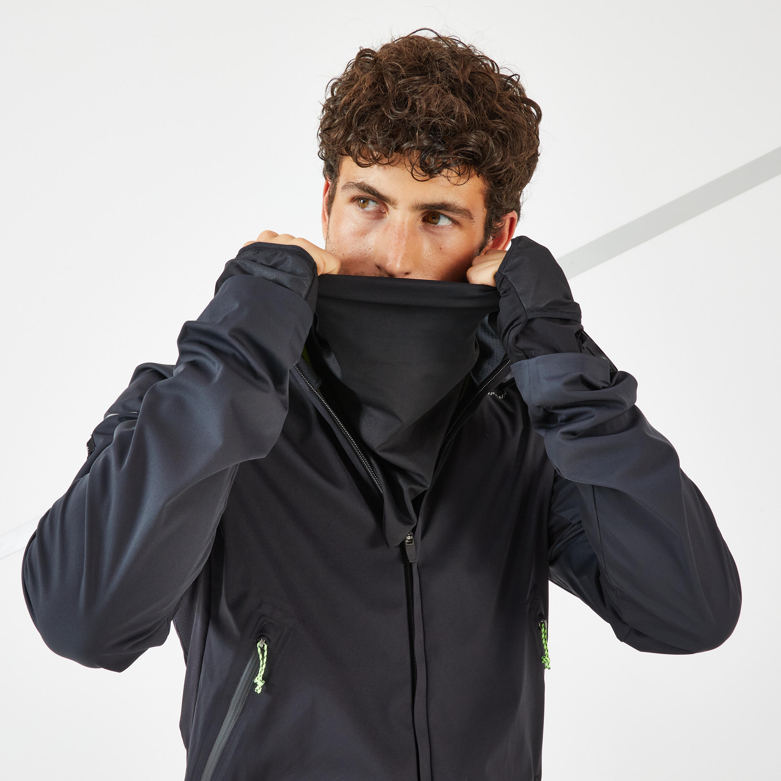 KIPRUN GIACCA DA CORSA INVERNALE DA UOMO IMPERMEABILE E ANTIVENTO - WARM REGUL BLACK GREY