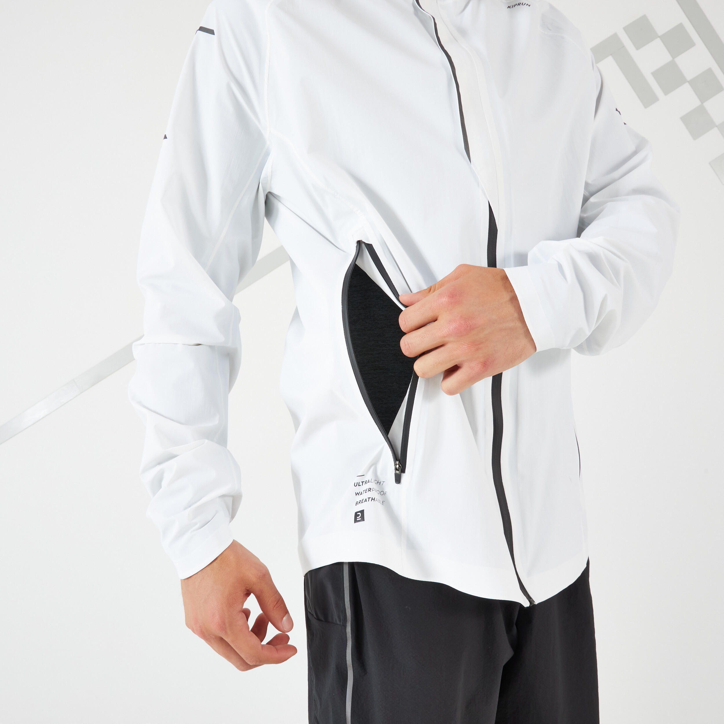 MEN'S WATERPROOF WINDPROOF RUNNING JACKET - KIPRUN RAIN+ WHITE 7/17