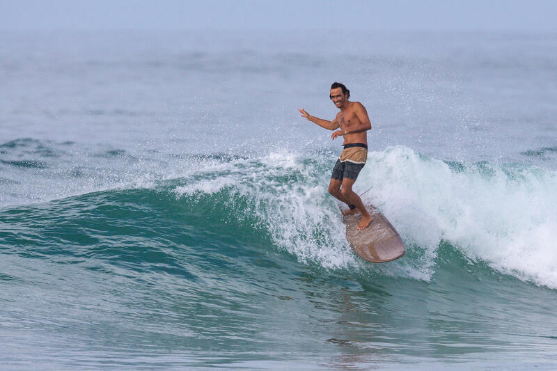Klassieke surfboardshort 900 platte tailleband Dude kaki