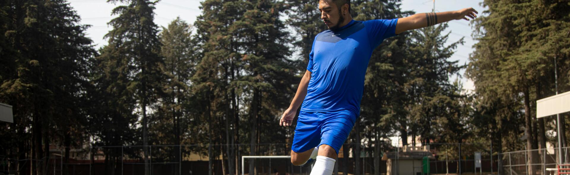 FAMILIARIZARSE CON ALGUNAS REGLAS DEL FÚTBOL