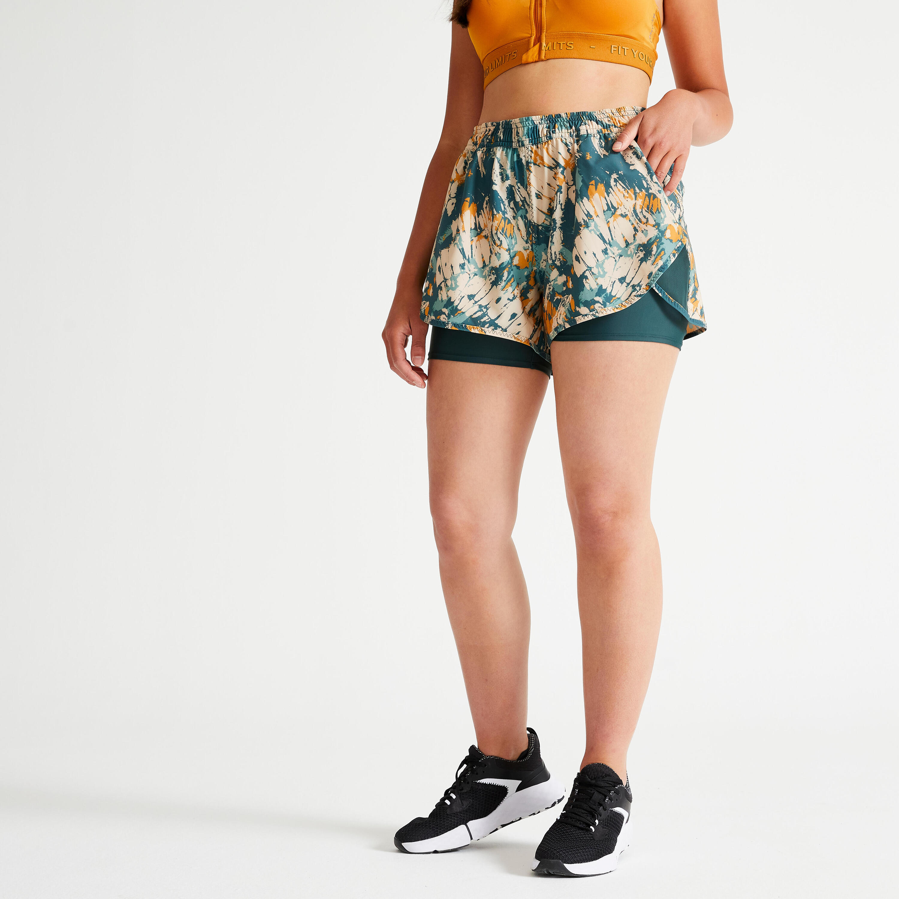 DOMYOS Pantaloncini 2 in 1 donna fitness 520 antisfregamento multicolore