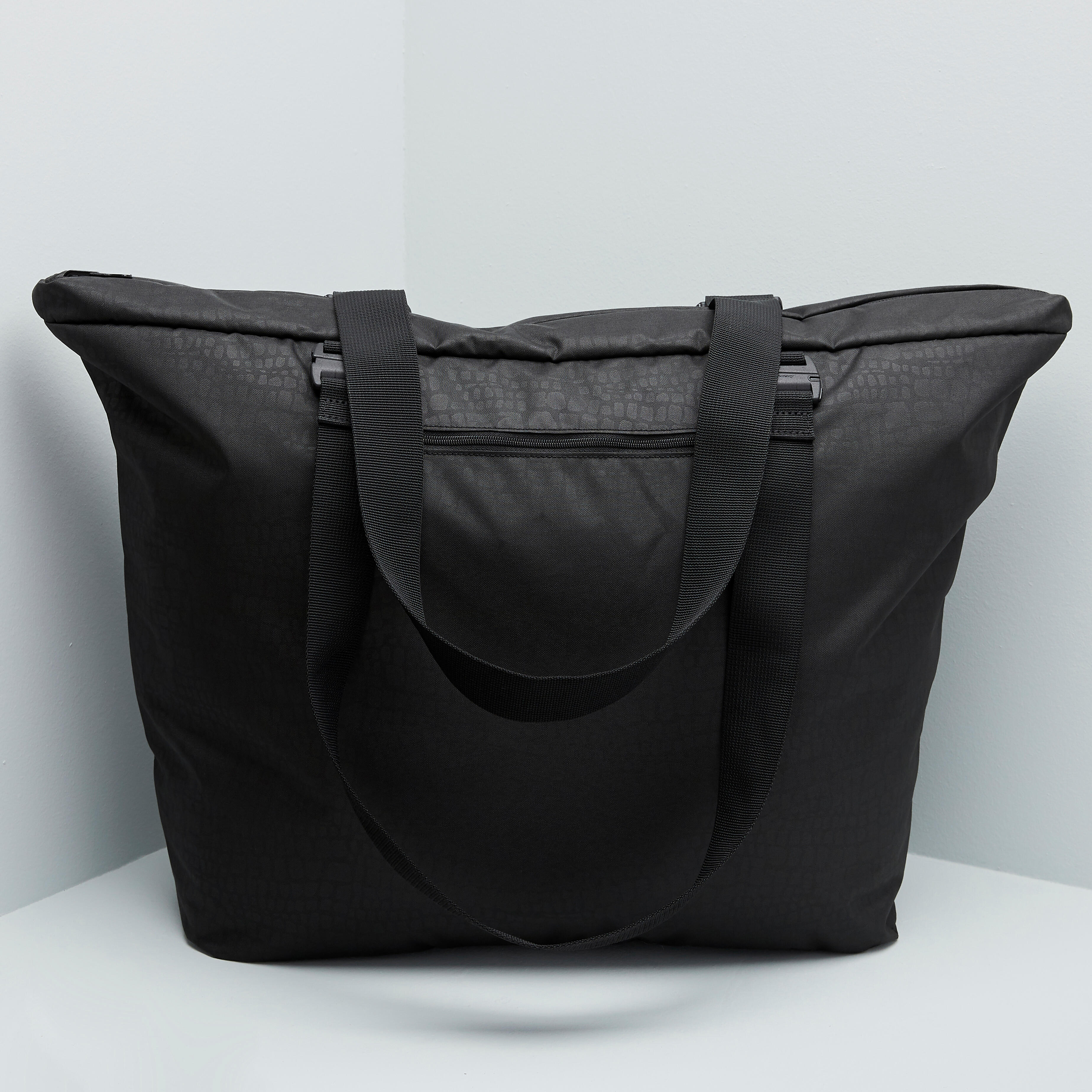 Decathlon tote bag top