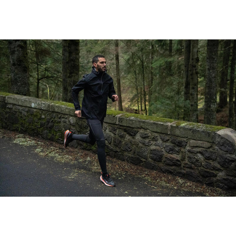 Pánská běžecká nepromokavá a větruodolná bunda Kiprun Rain+ černá