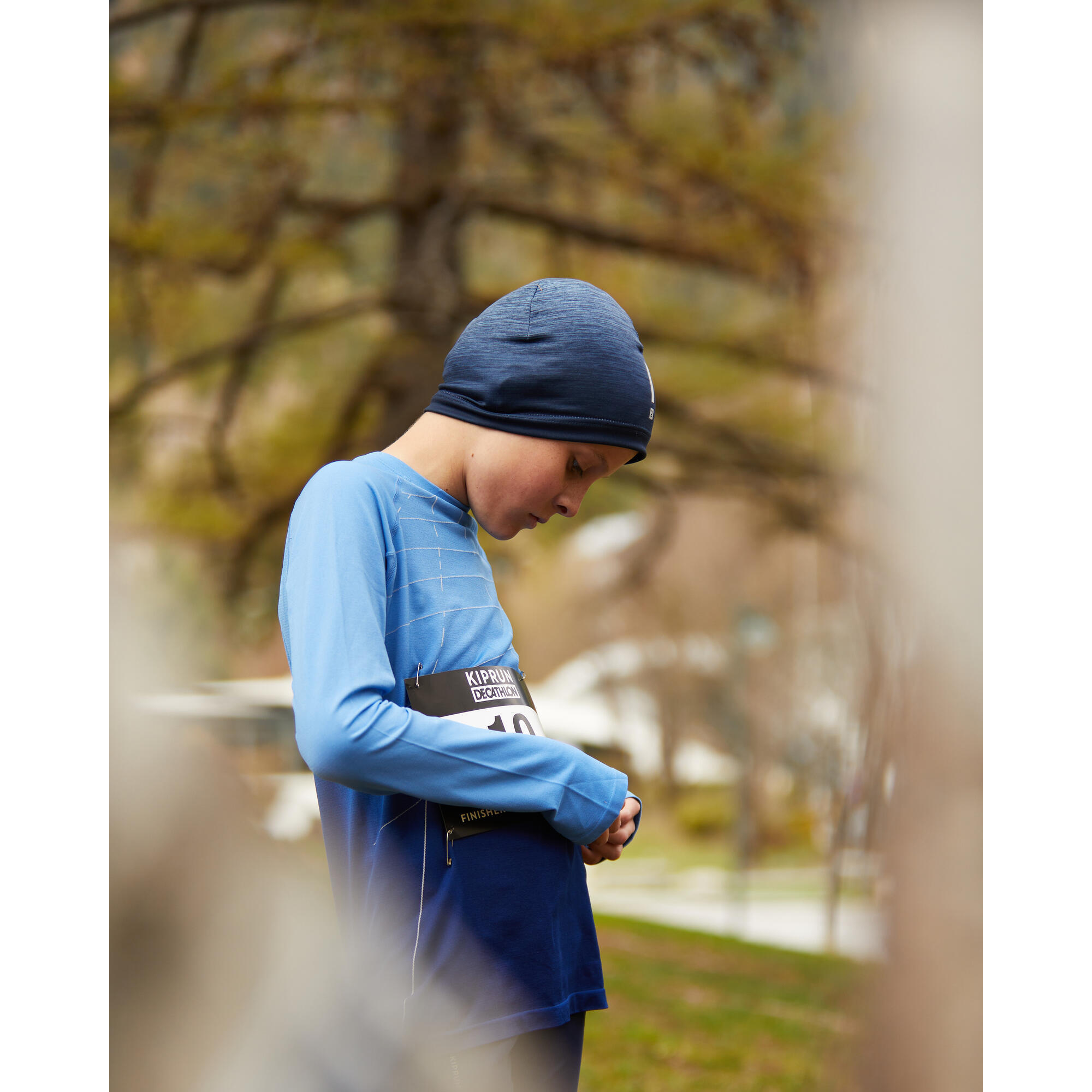 WATER-REPELLENT CHILDREN'S RUNNING HAT - KIPRUN BEANY DARK BLUE