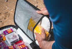 XL 20 L fishing cool bag - Keeps cool for 8 hours 30 minutes - 20L