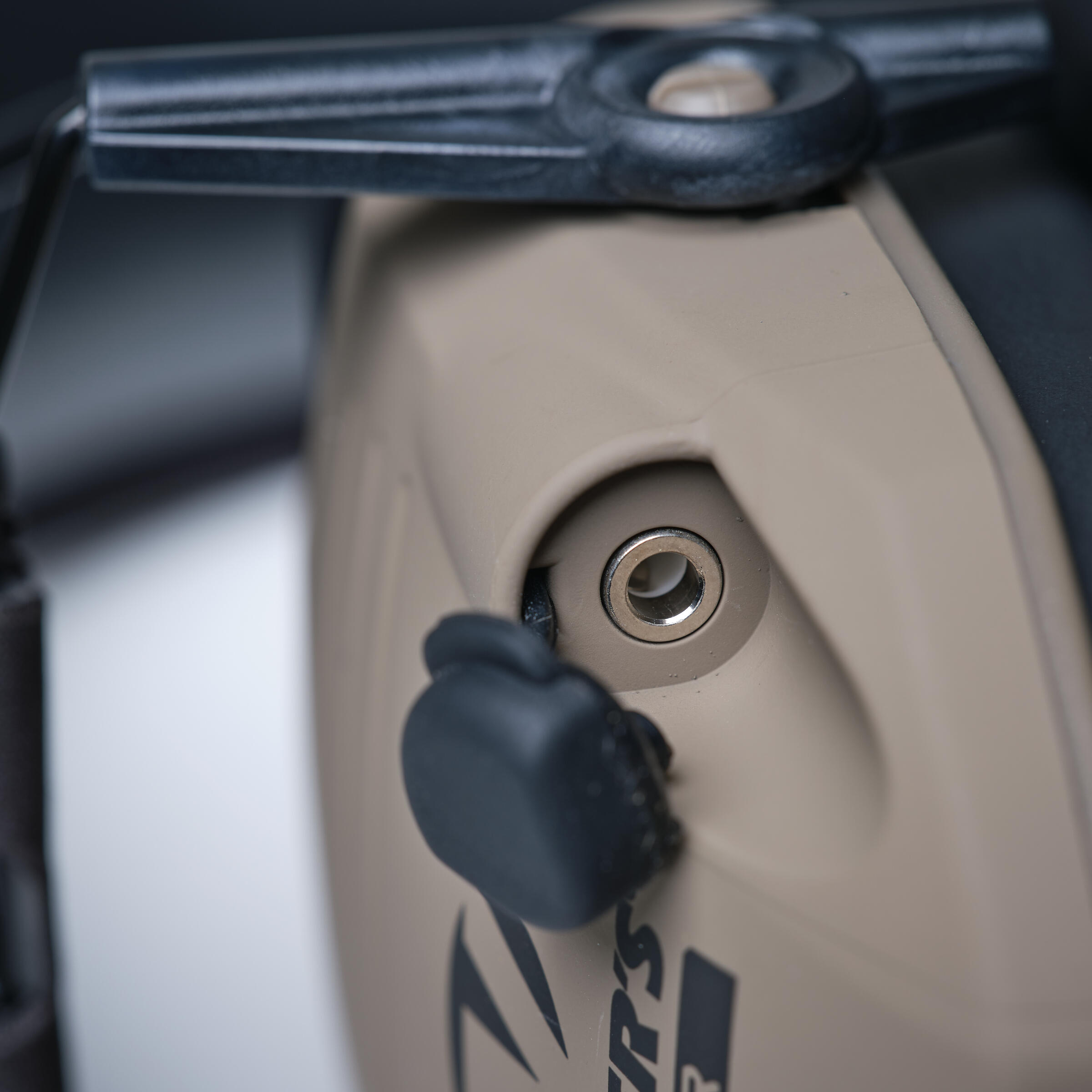 WALKER'S Slúchadlá na ochranu sluchu Razor Actif Walker's bez · záber 9