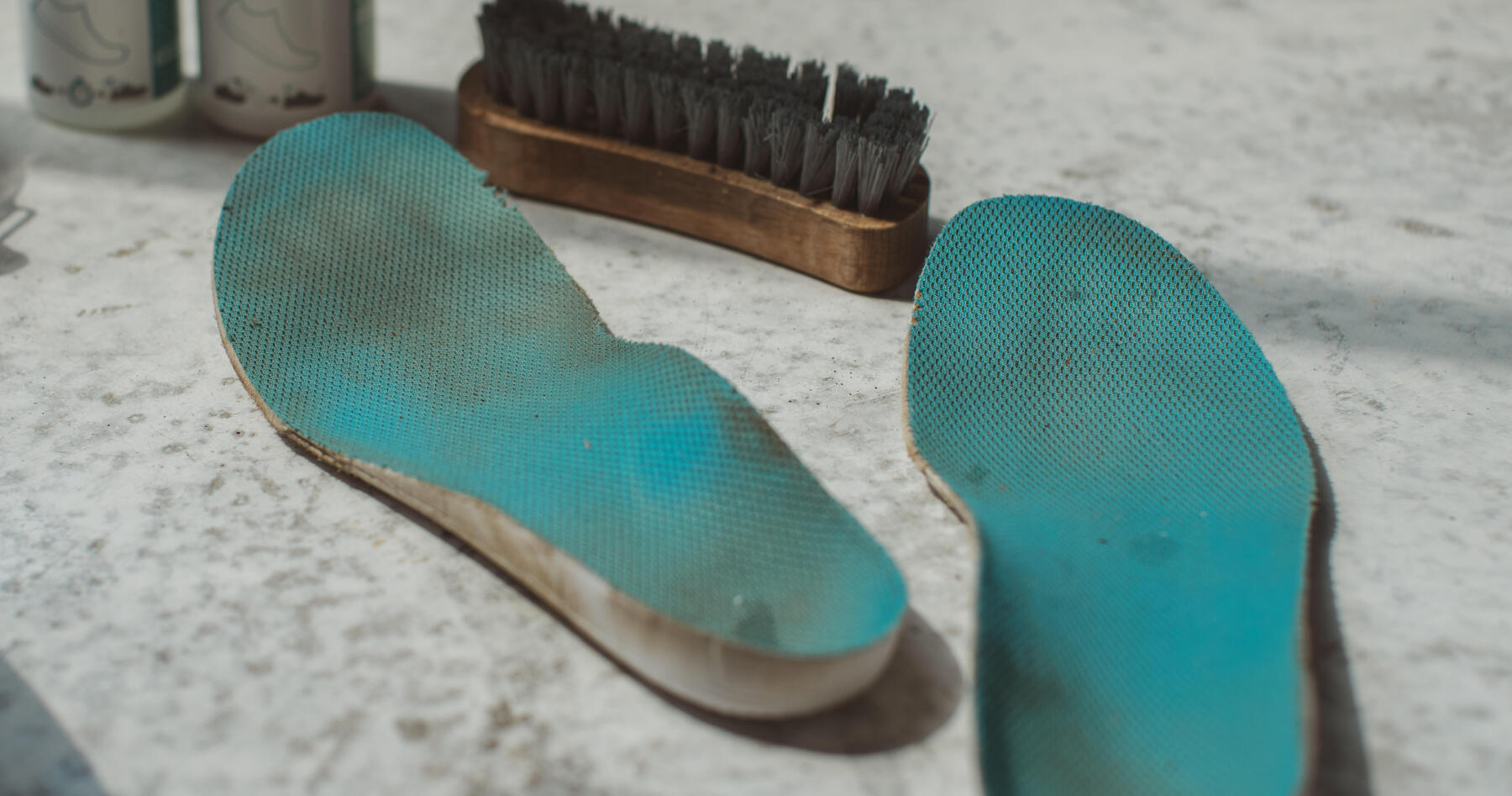 Come pulire l'interno delle scarpe per lo sport?