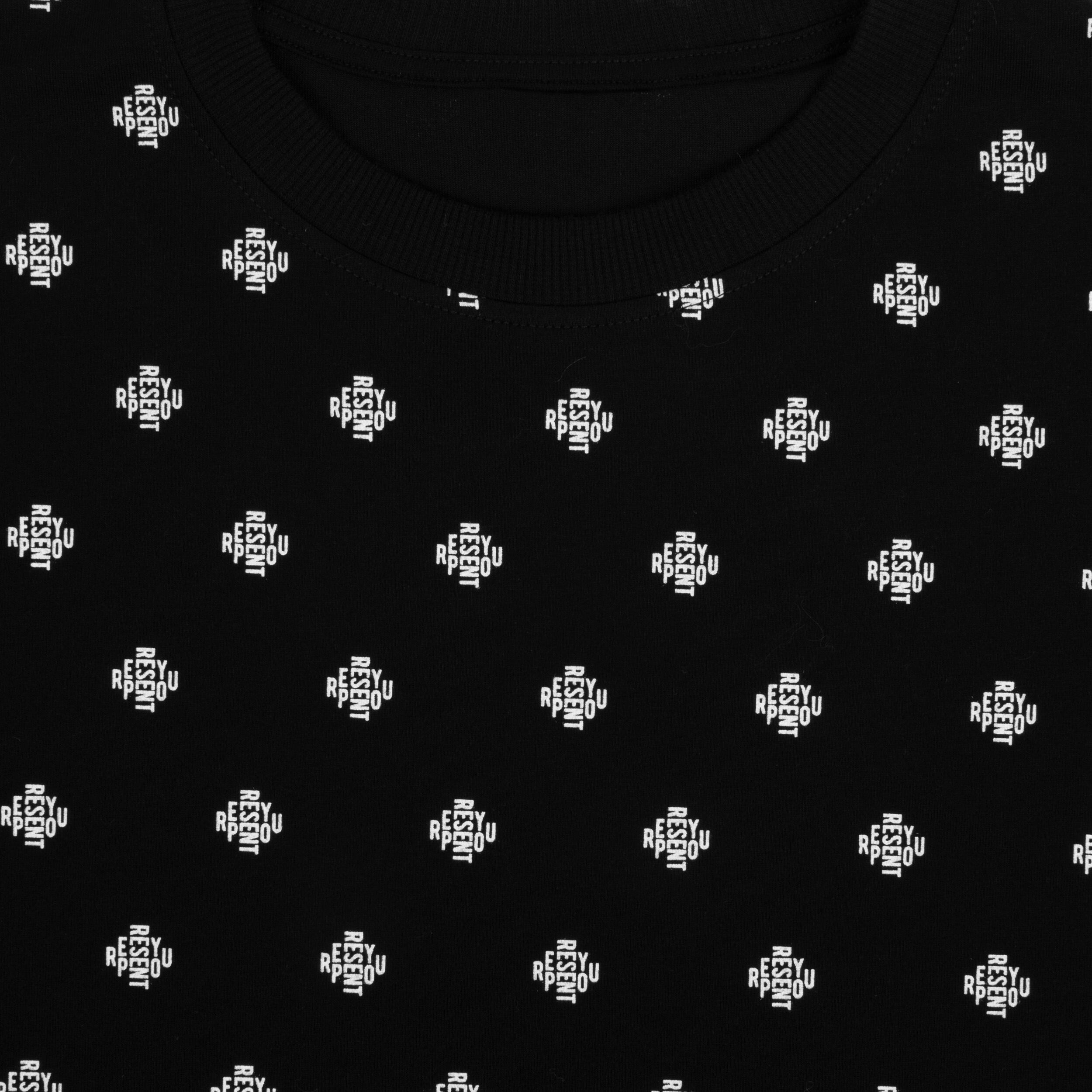Unisex Short-Sleeved T-Shirt - Black Print 7/8