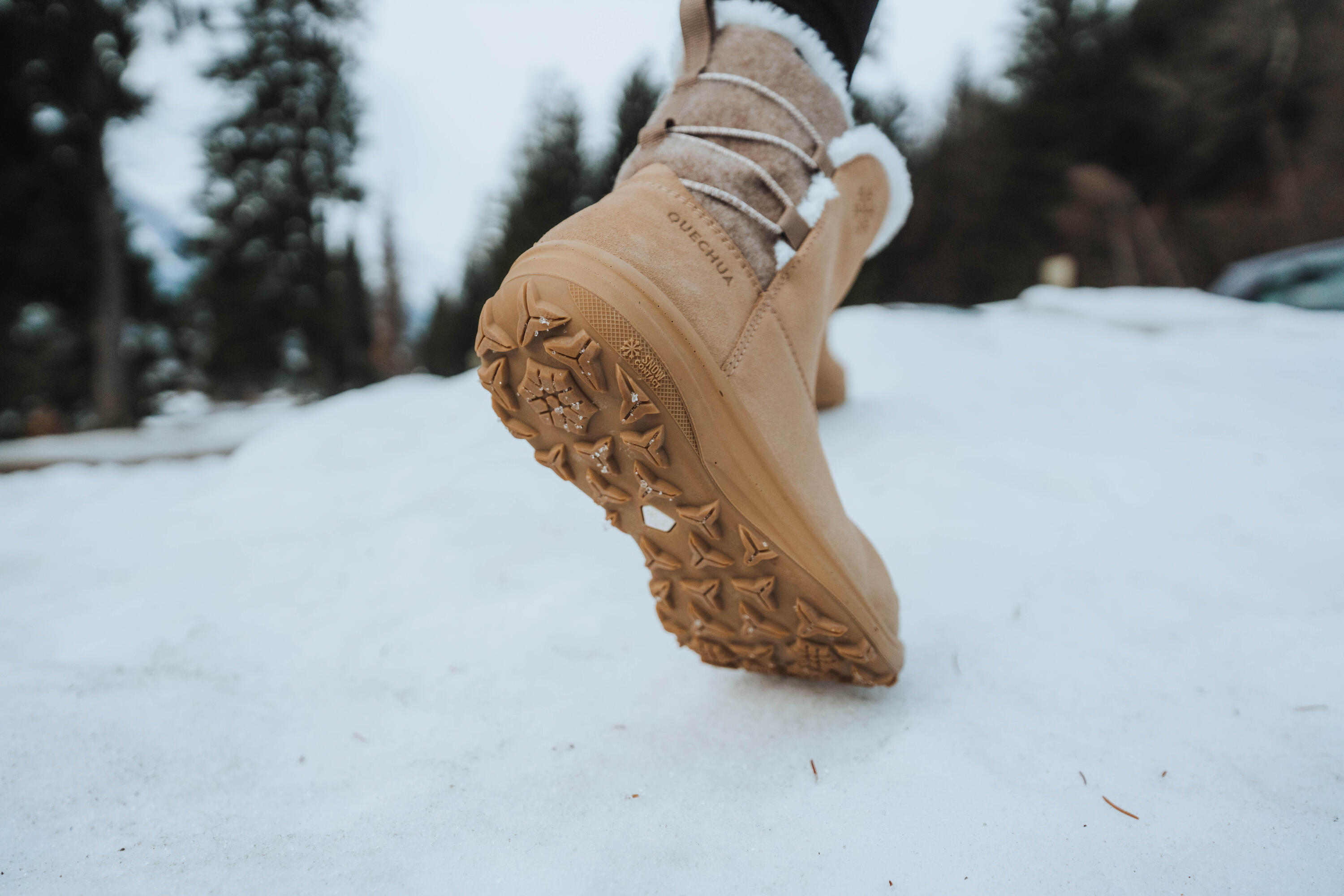 Women's warm waterproof snow hiking boots - SH500 leather 2/10