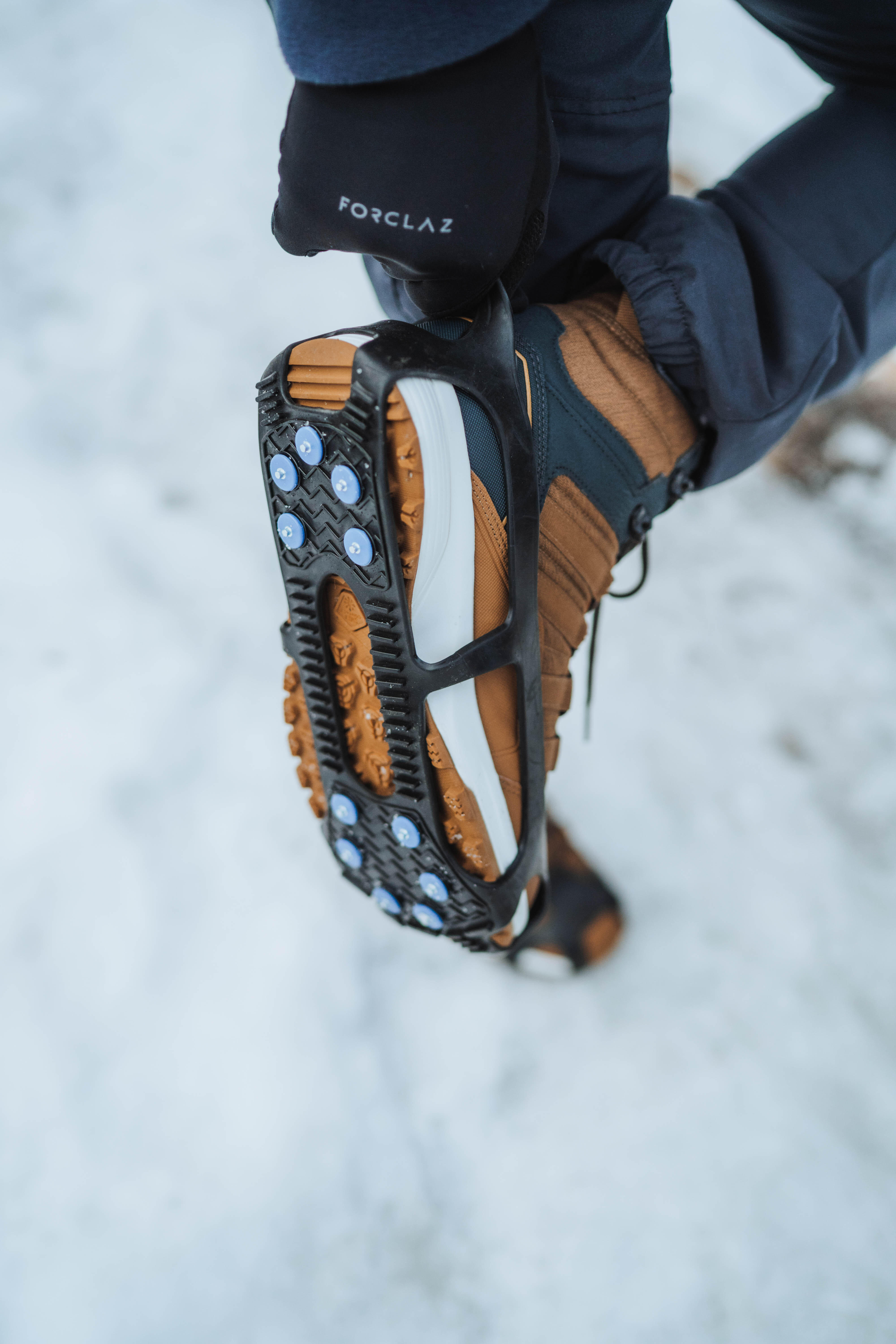 Snow Hiking Crampons - SH 100 Sizes XS to XL - QUECHUA