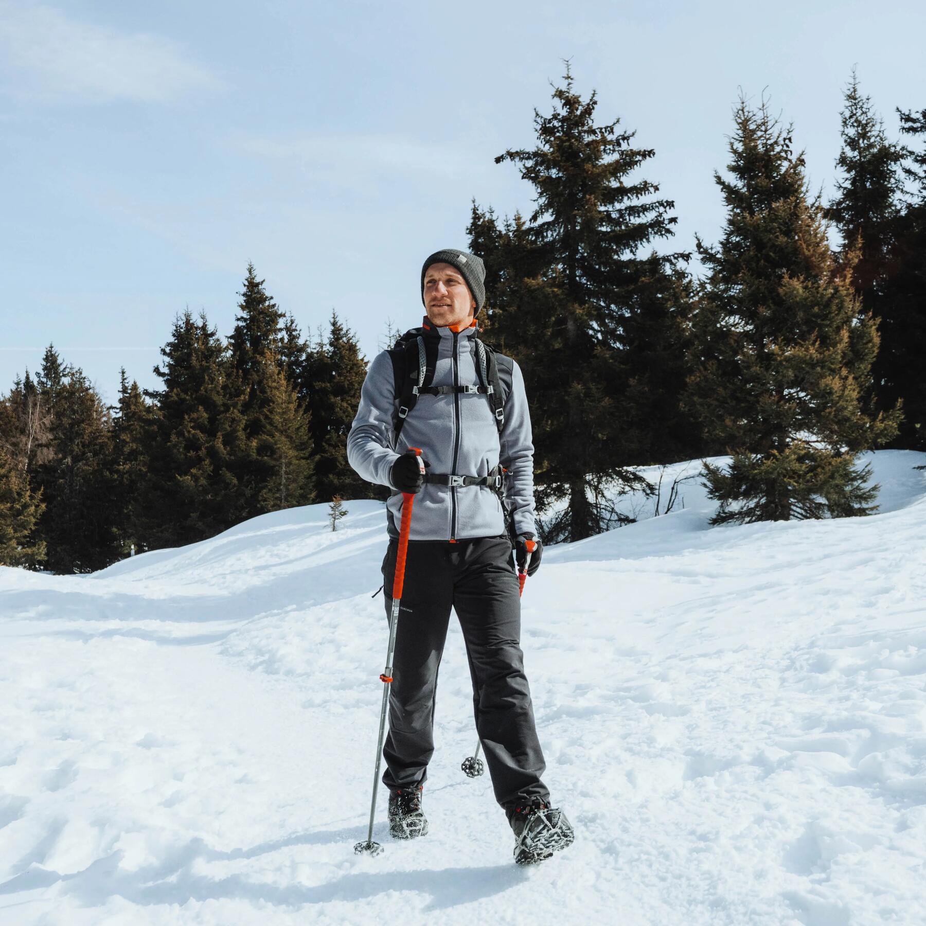 Bien choisir et utiliser ses crampons à neige Quechua en randonnée