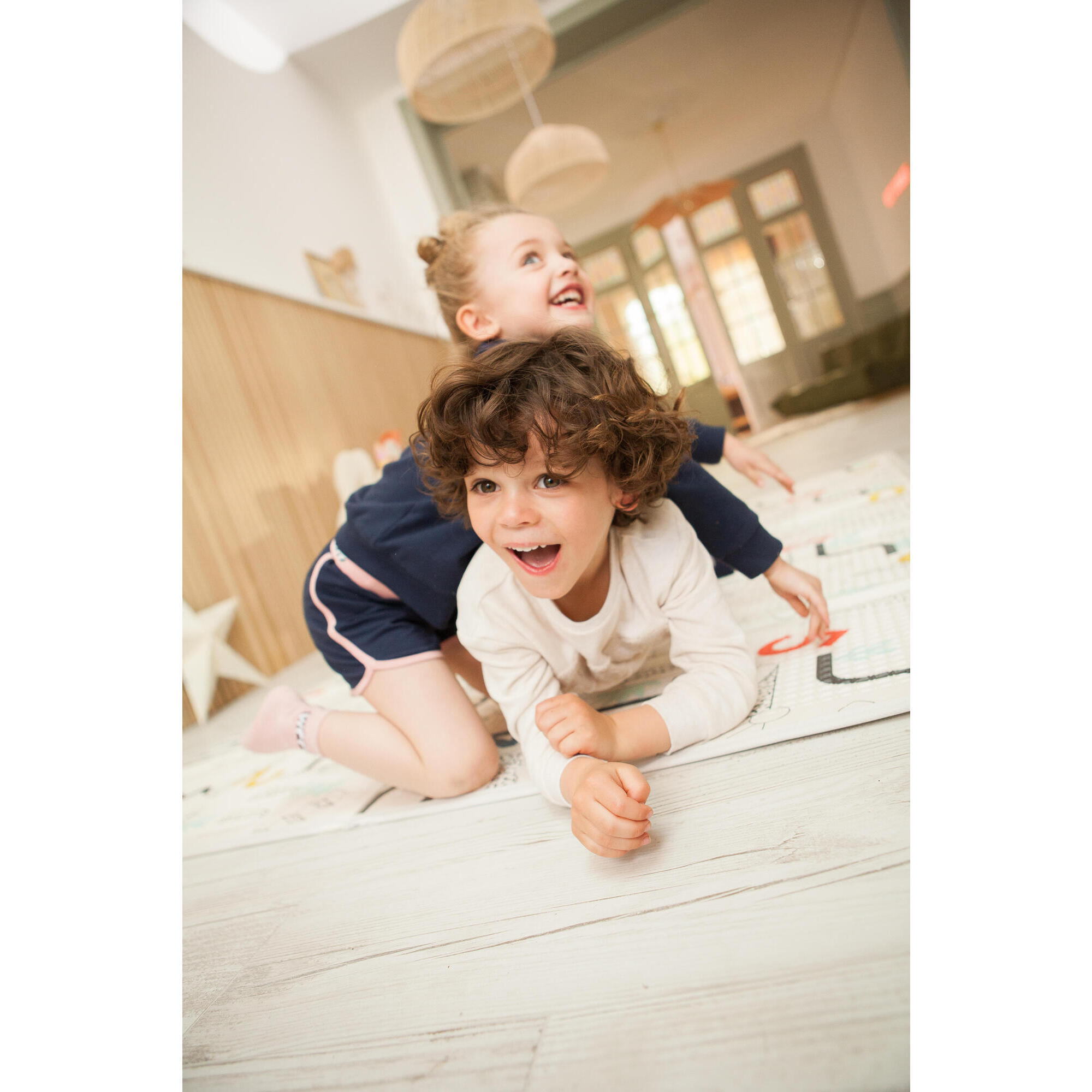 Baby Gym foldable and reversible playmat