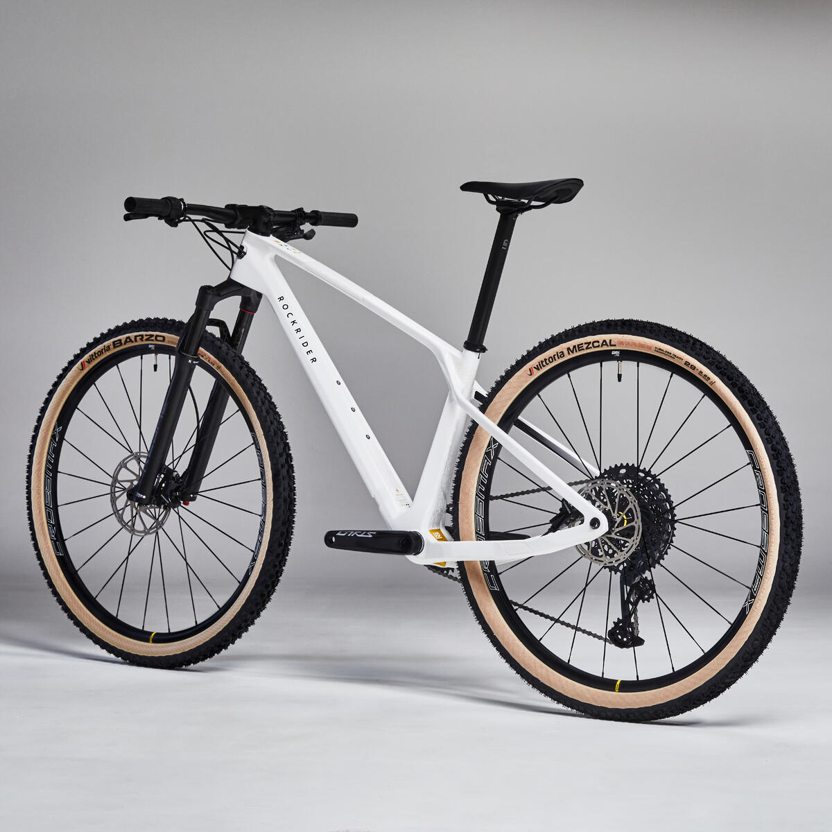 bicicleta-montana-29-carbono-rockrider-race-900-gx-eagle-mavic-crossmax-alum.jpg