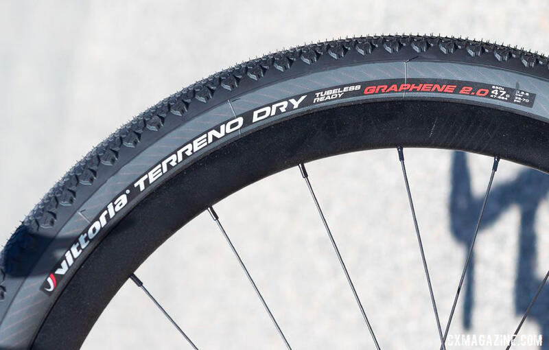Jakie opony do gravela? Sprawdź opony do roweru gravel