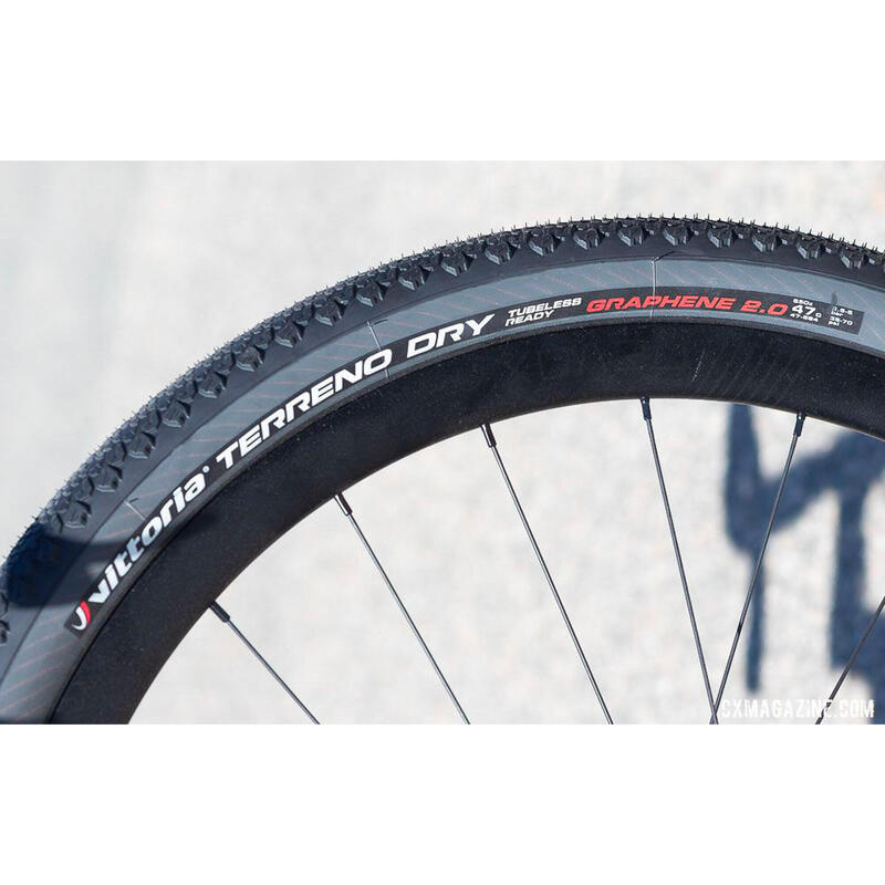 Cauciuc GRAVEL TERRENO DRY 700X38 TNT TUBELESS READY Talon Flexibil Negru