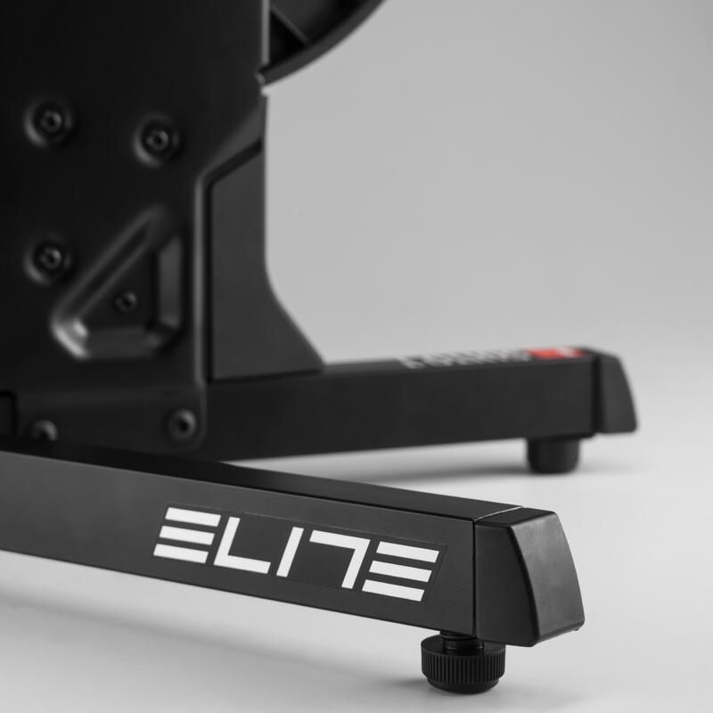 Direct-drive smart fietstrainer Elite Suito-T