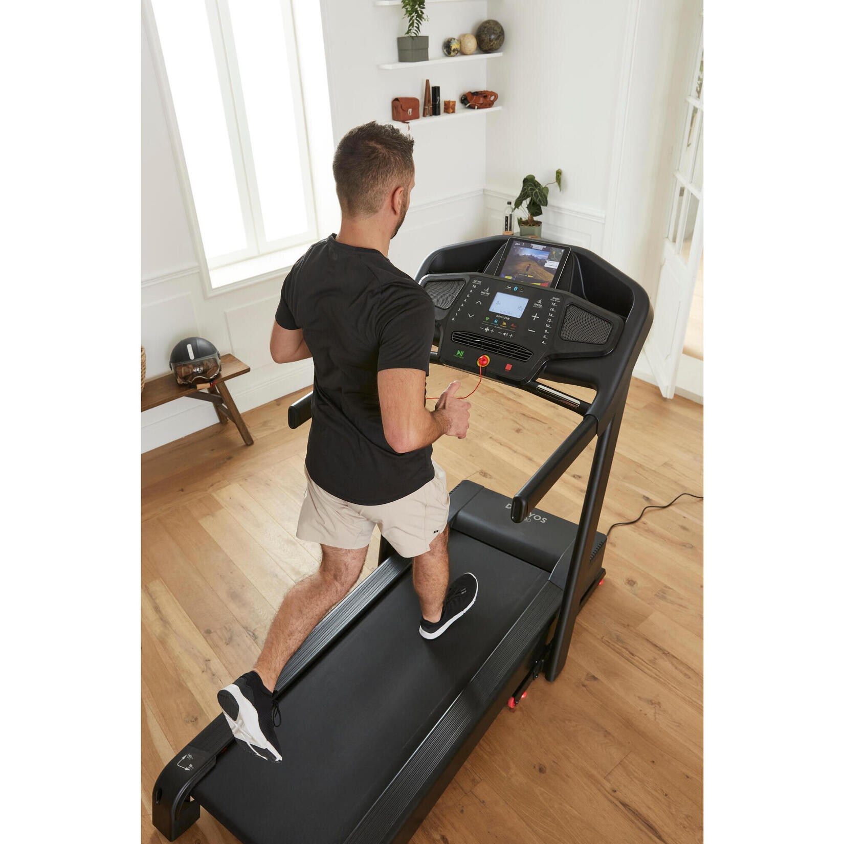 Tapis de course T900D Connecté et Performant, 18 km/h, 50x143cm DOMYOS Decathlon
