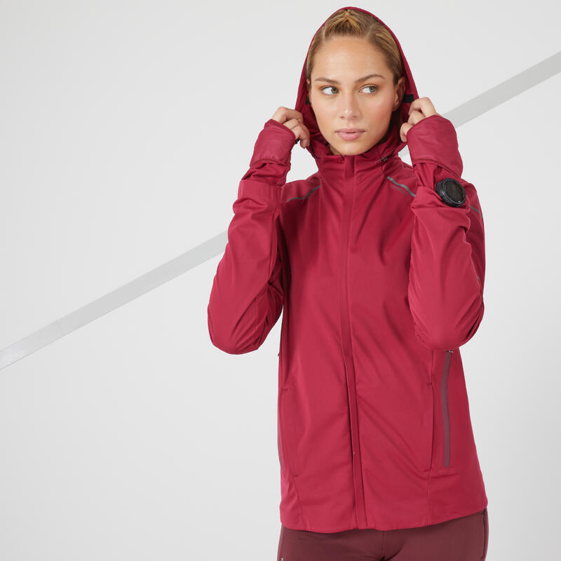 Női kabát téli futáshoz KIPRUN WARM REGUL, vízlepergető, szélálló, bordó 