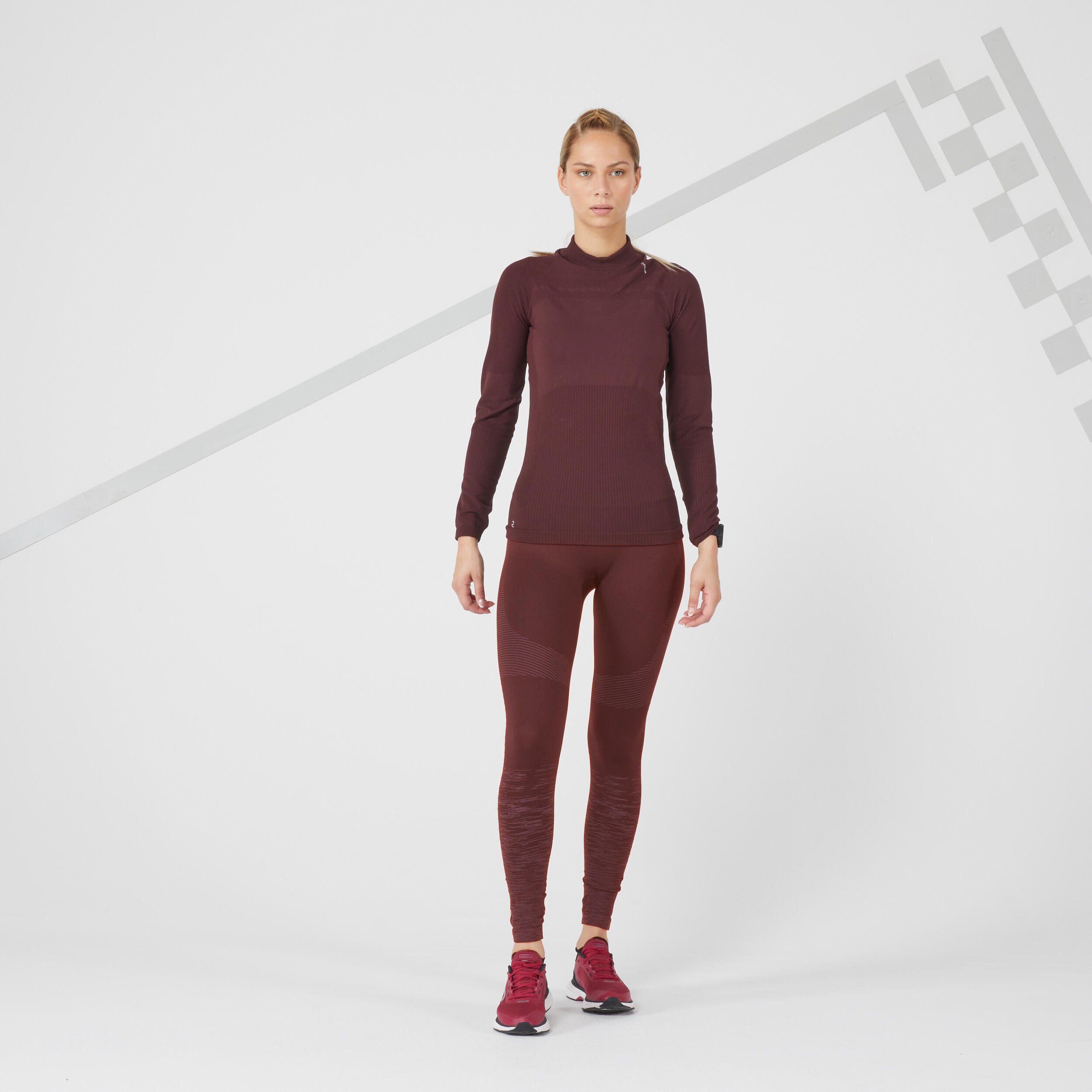 KIPRUN CARE WOMEN'S SEAMLESS RUNNING TIGHTS - BURGUNDY 2/3