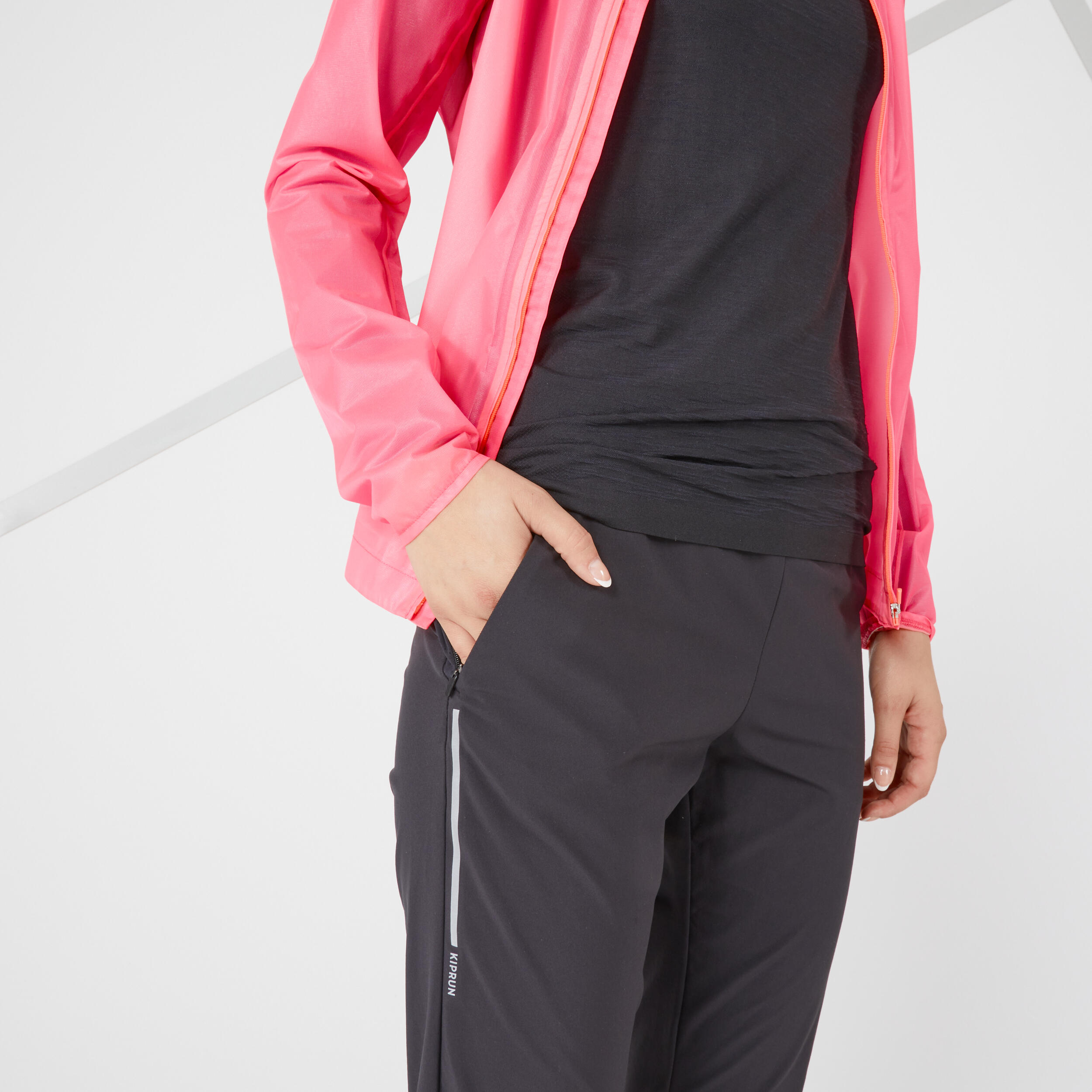 WOMEN'S RUNNING PANTS FITTEE CUT - KIPRUN LIGHT BLACK