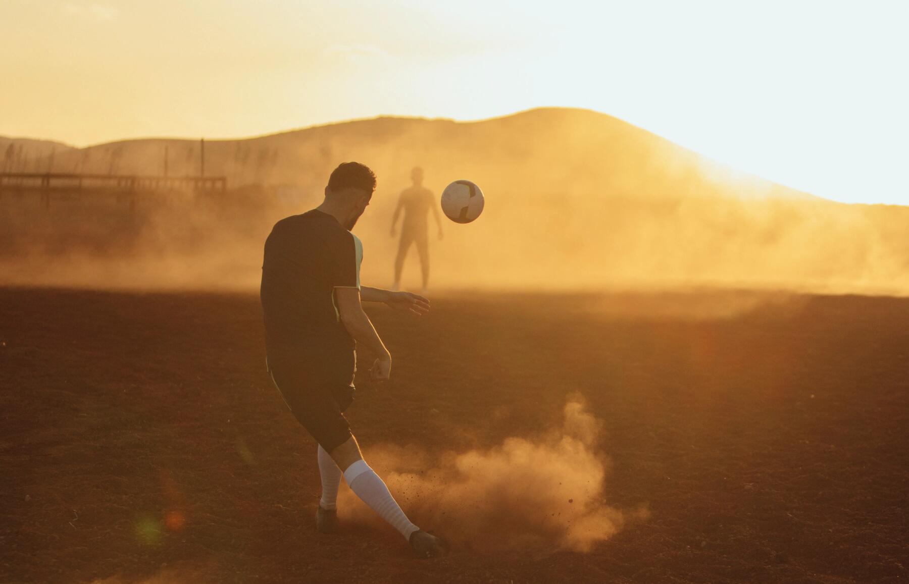 Voetbal wordt bij iedereen populair tijdens de industriële revolutie