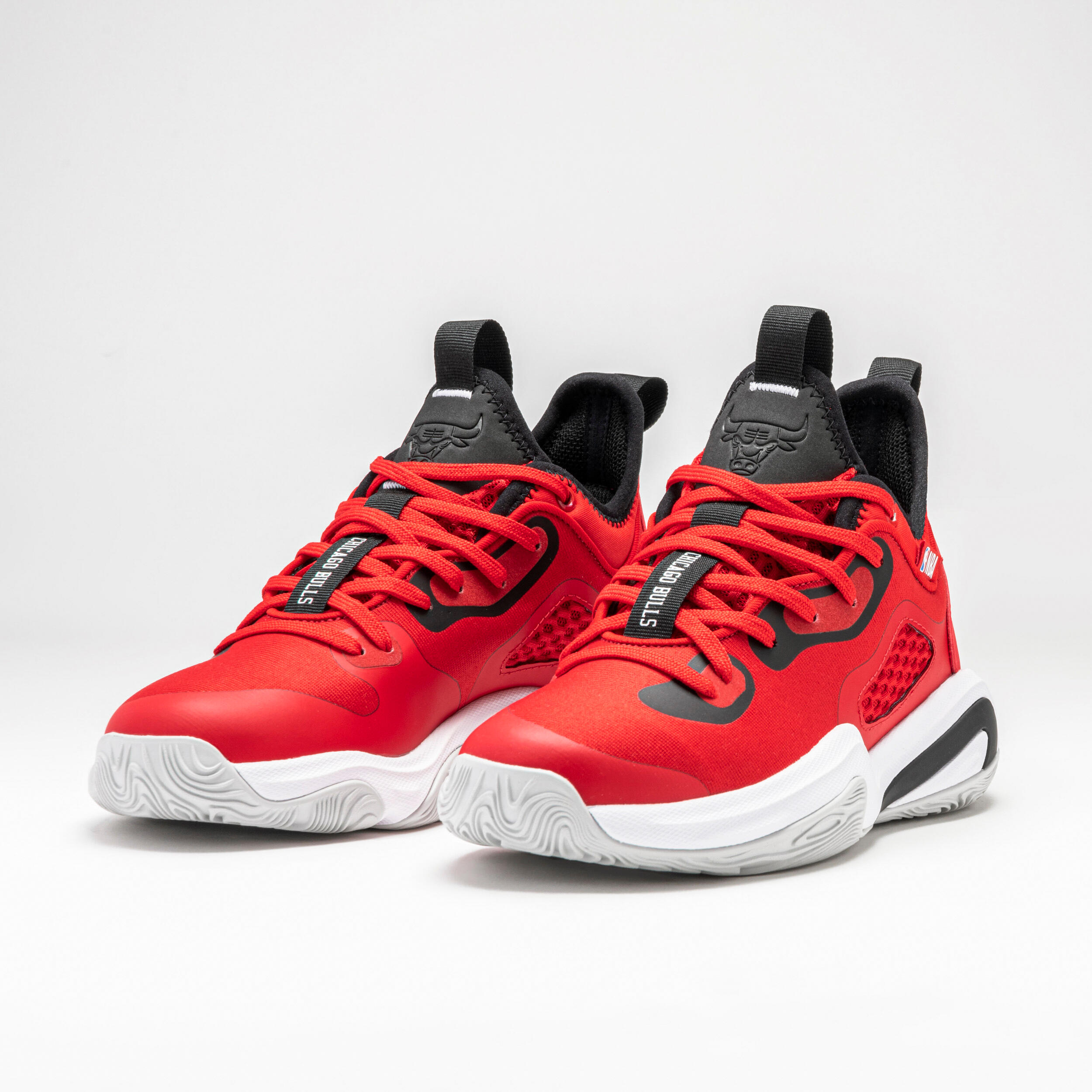 Kids' Basketball Shoes SE900 Mini Me - Red/NBA Chicago Bulls 2/15