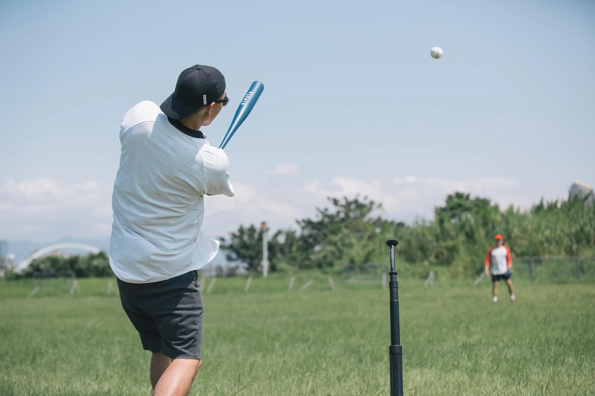 Mężczyzna grający w baseball