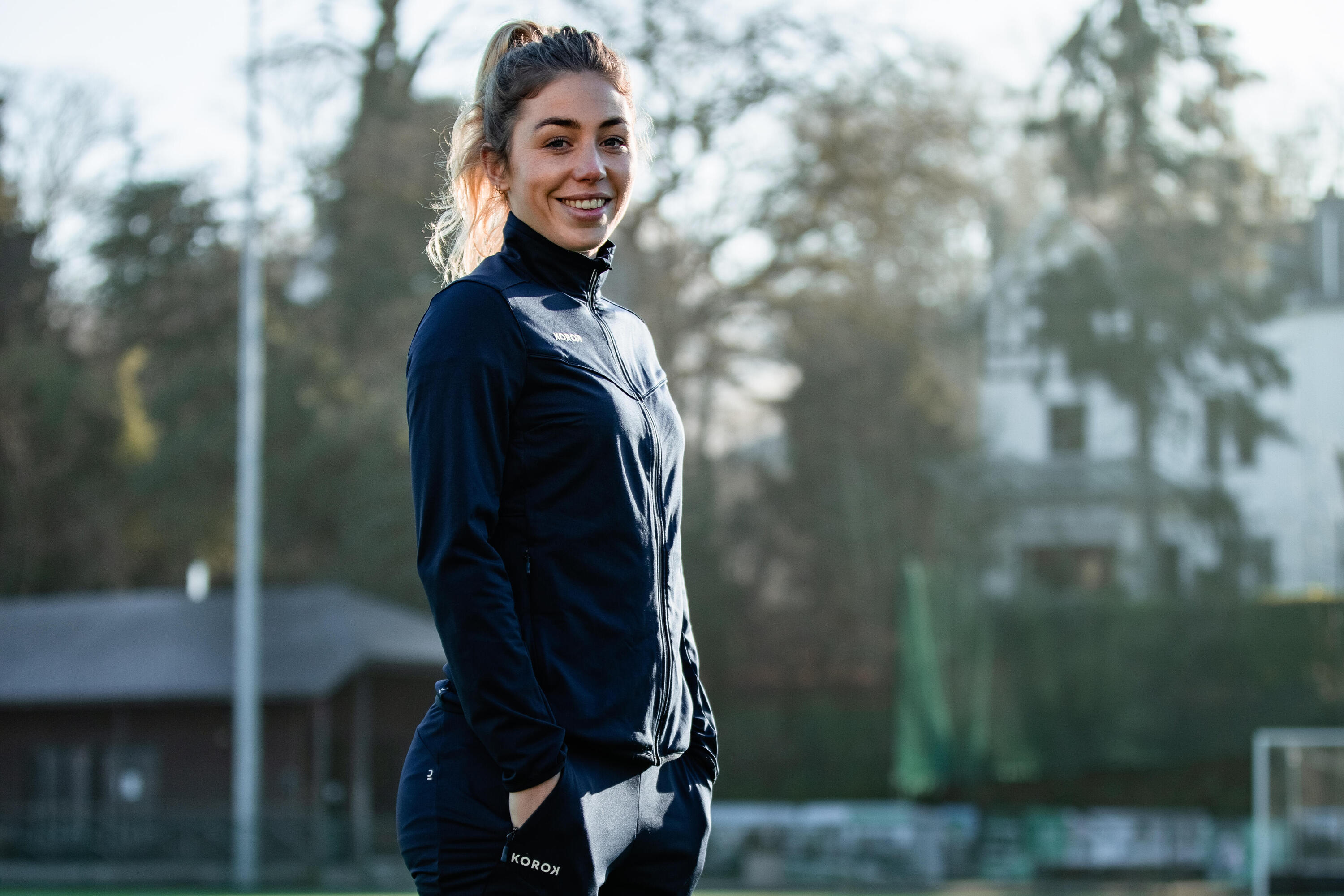 Felpa hockey su prato donna FH 900 blu 4/4