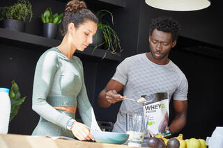 
Vitamins & Supplements