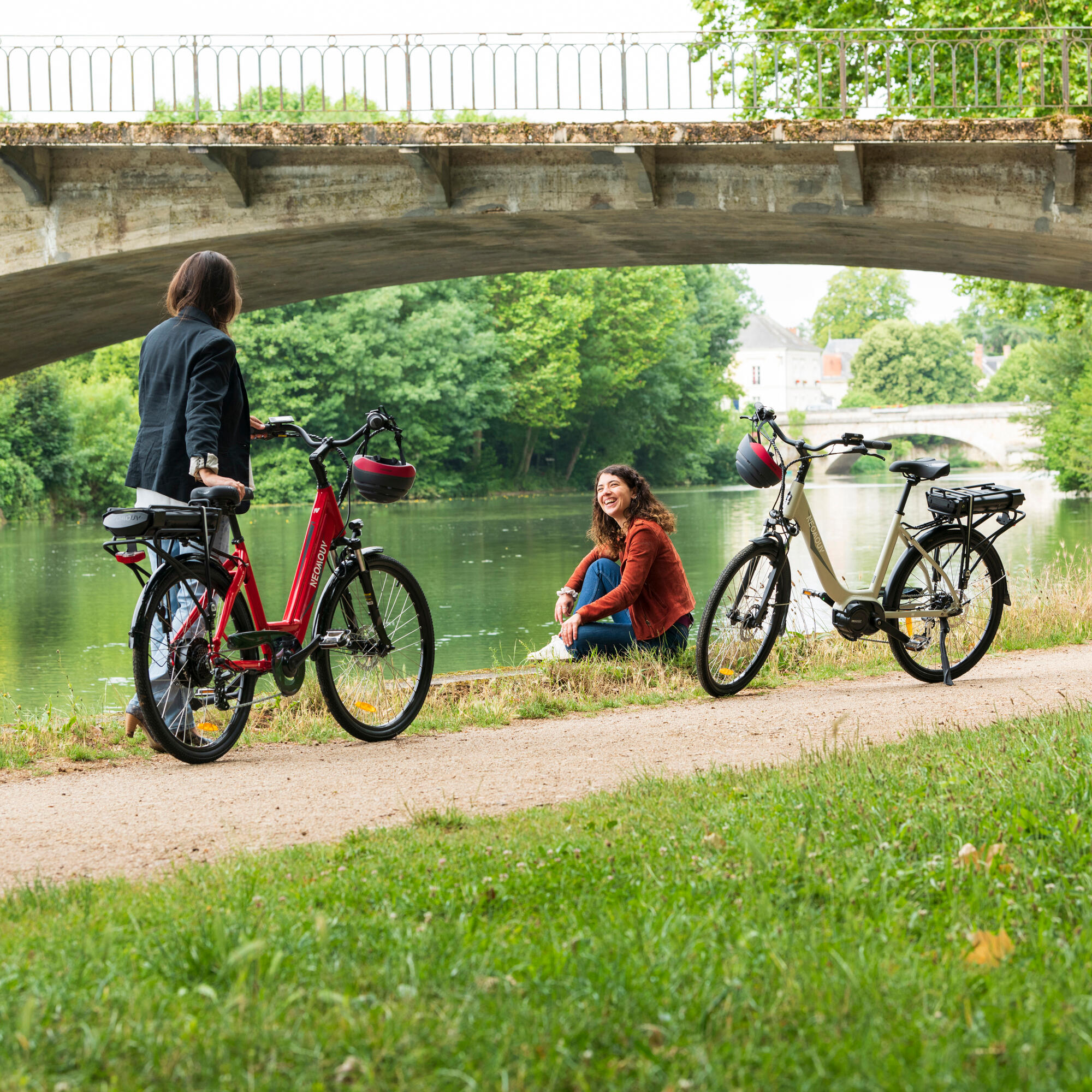 Vélo électrique Neomouv Nova - Rouge