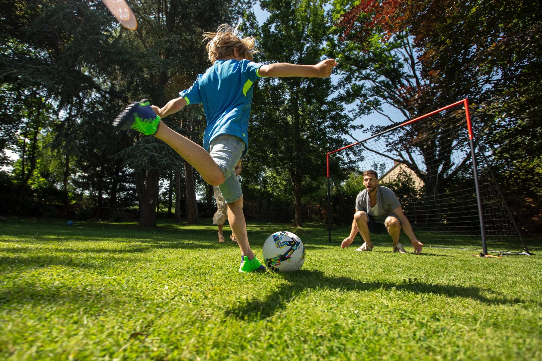 Pourquoi votre enfant doit-il jouer dehors ? 6 bonnes raisons