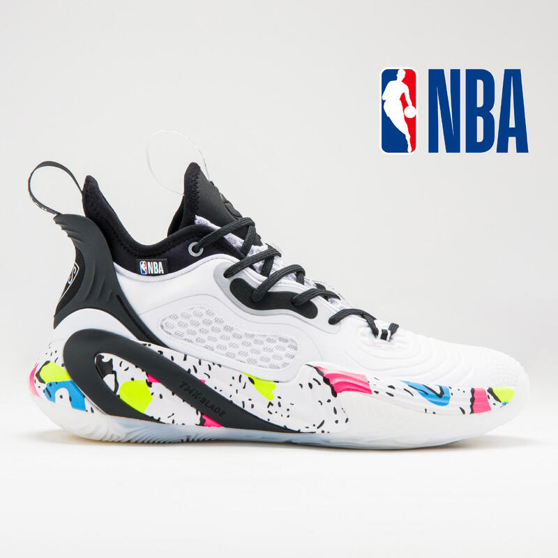 Basketbalschoenen NBA Brooklyn Nets heren/dames SE900 wit