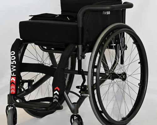 FAUTEUIL ROULANT DE SPORTS DE RAQUETTE TW500