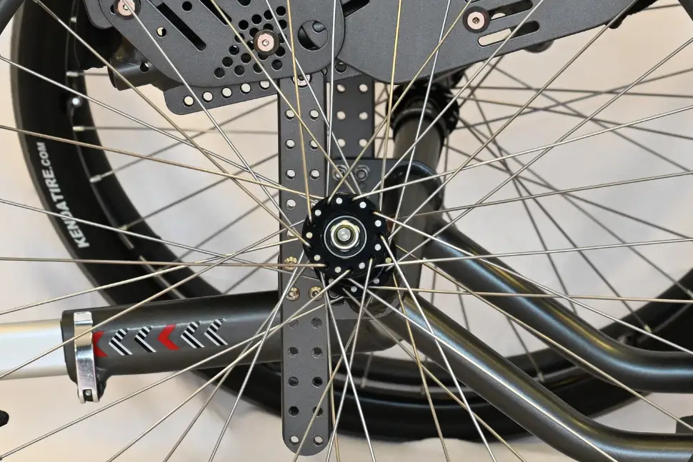 Adjustable tennis wheelchair