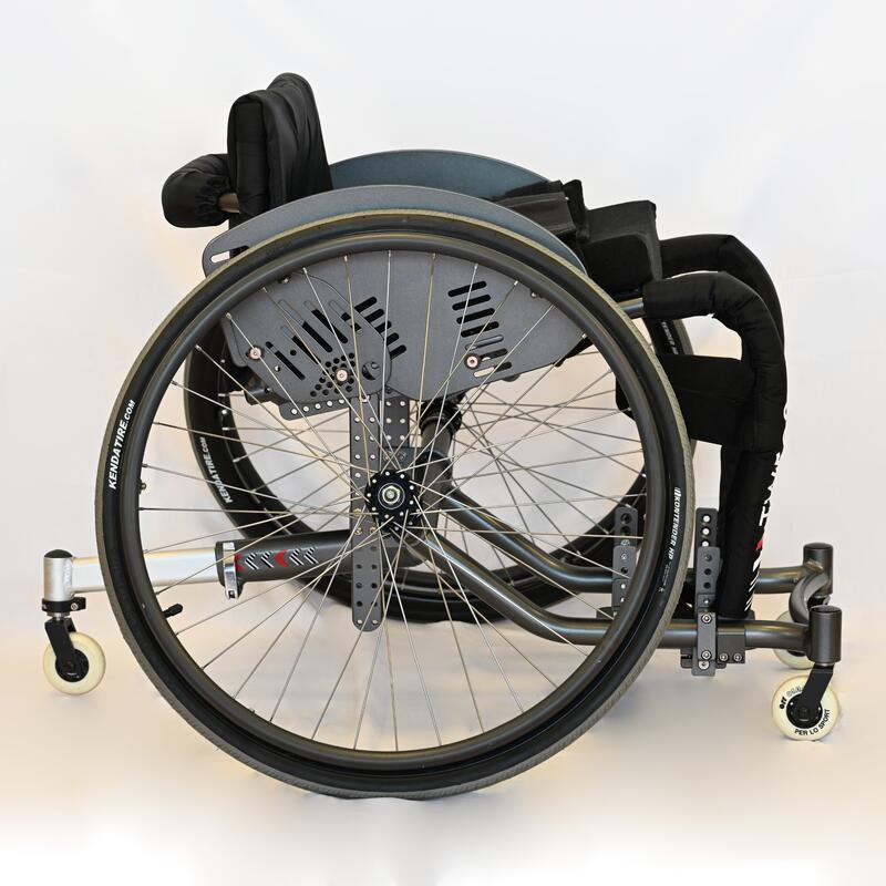 Verstelbare rolstoel voor tennis en racketsport TW500