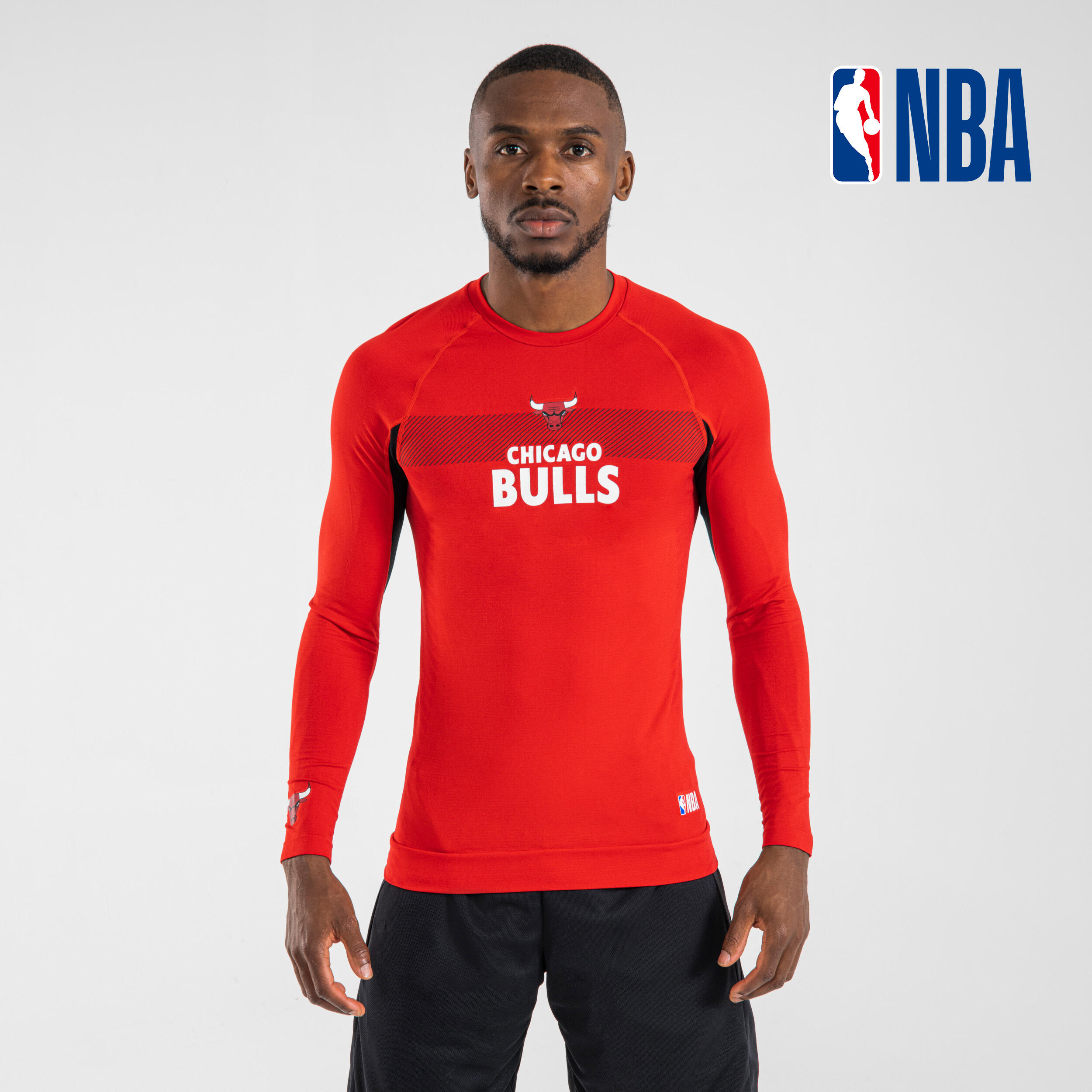 BluzÄƒ termicÄƒ Baschet UT500 NBA Chicago Bulls RoÈ™u AdulÈ›i