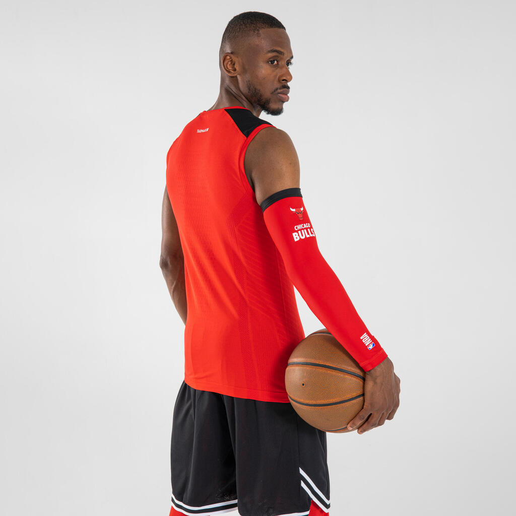 Manga de baloncesto NBA para adulto Tarmak Chicago Bulls E500 rojo